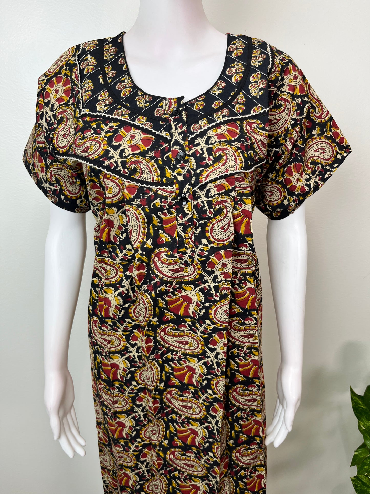 Black Pure Cotton Elegant & Breathable Nighty