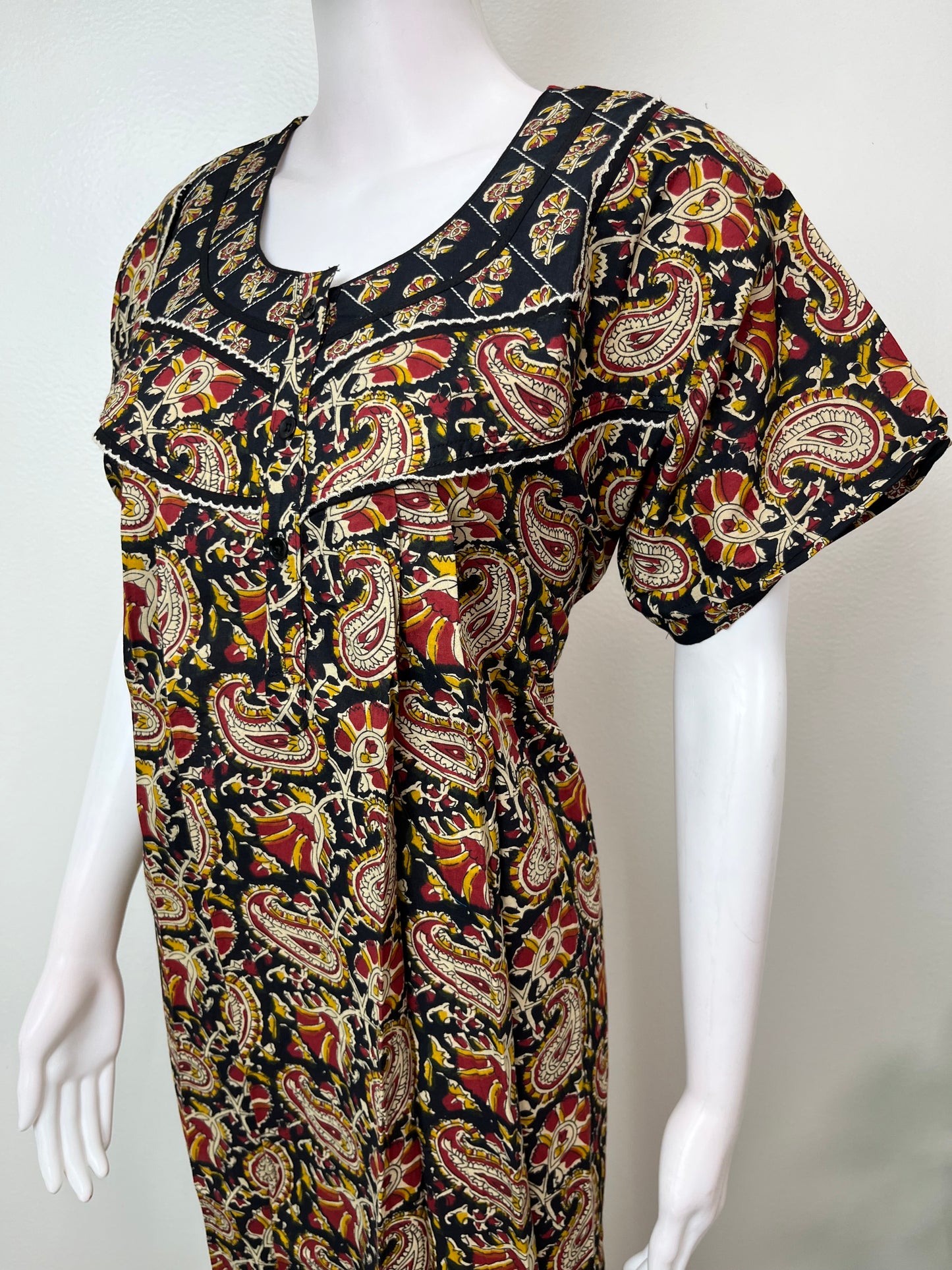 Black Pure Cotton Elegant & Breathable Nighty