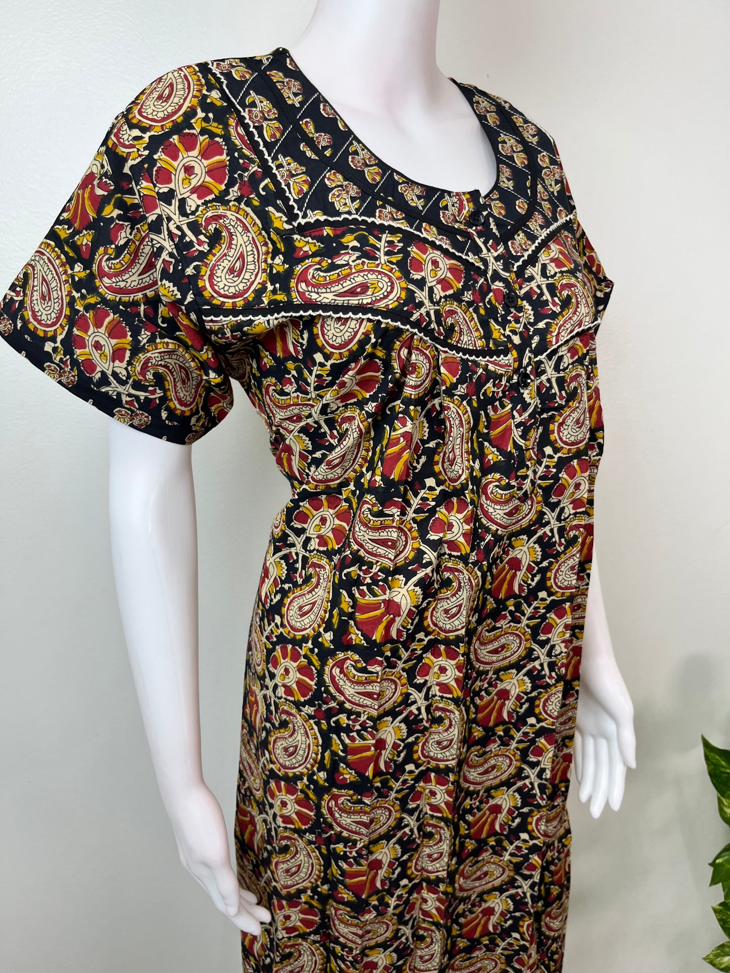 Black Pure Cotton Elegant & Breathable Nighty