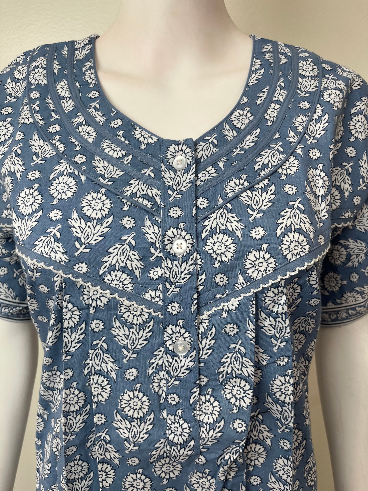 Gray Pleated Style 100% Cotton Nightgown