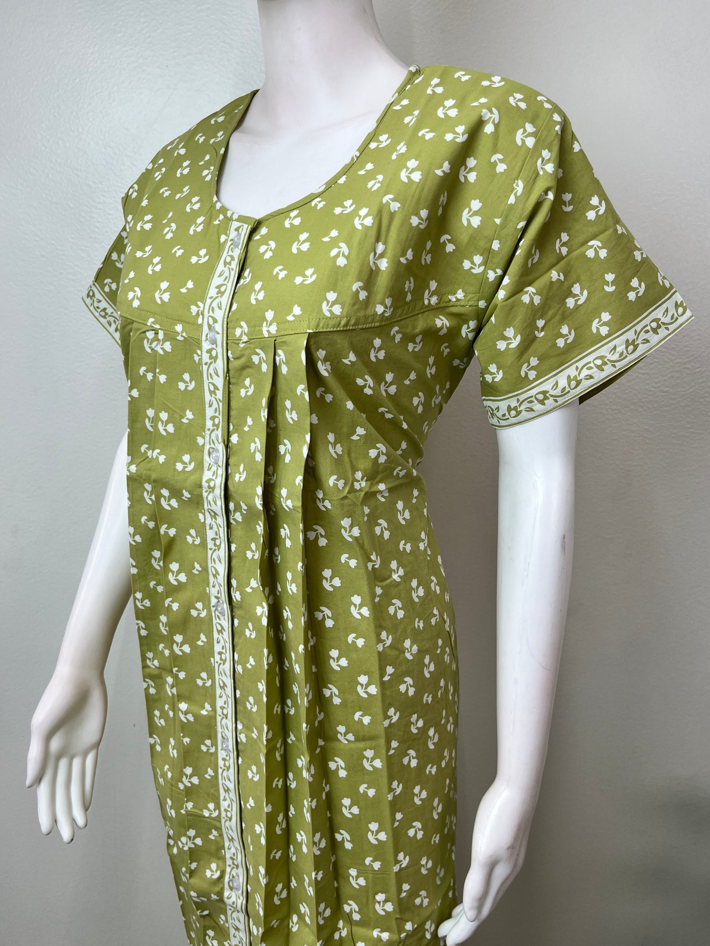 Green Front Open Pure Cotton Nightgown
