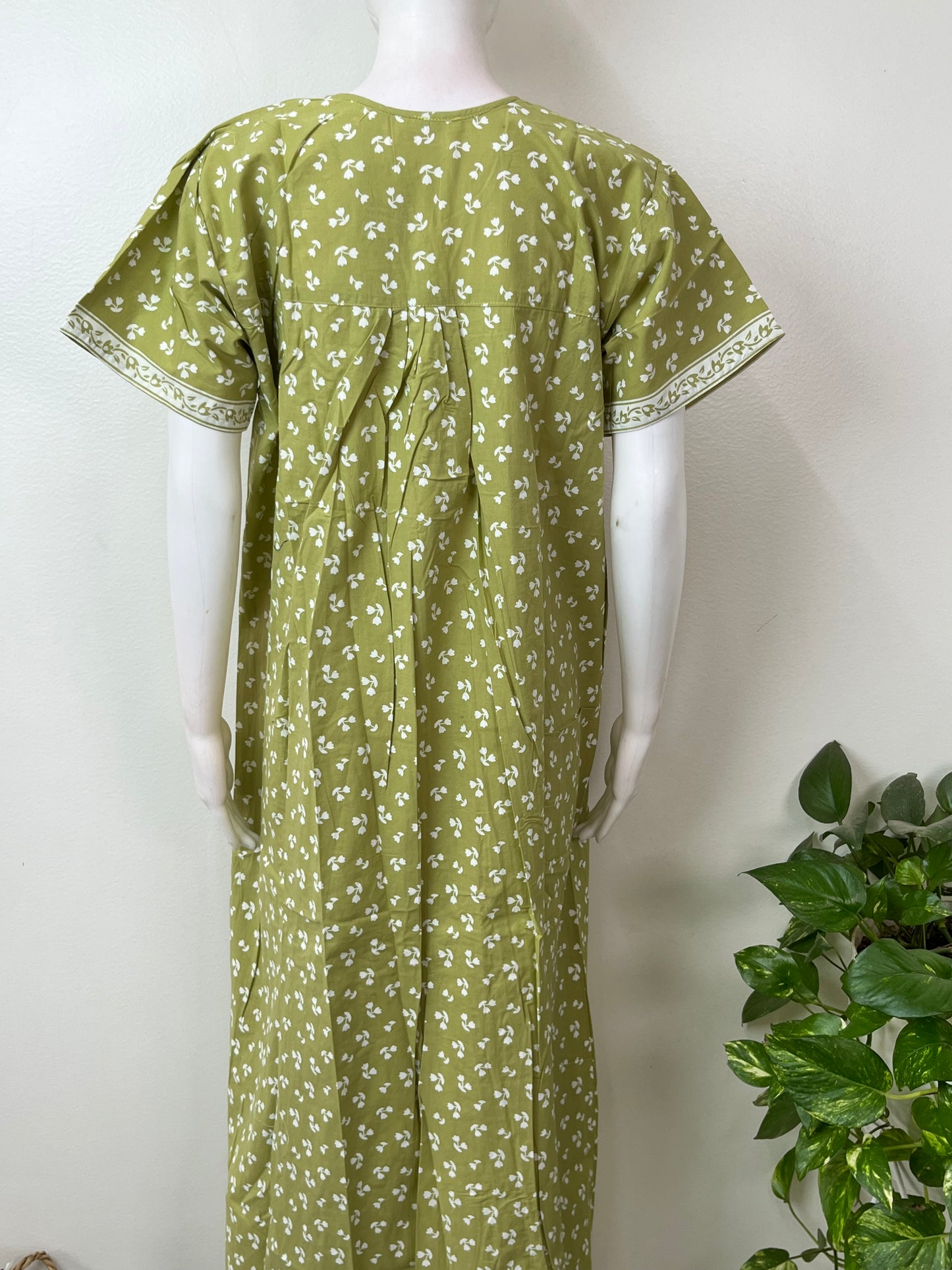 Green Front Open Pure Cotton Nightgown