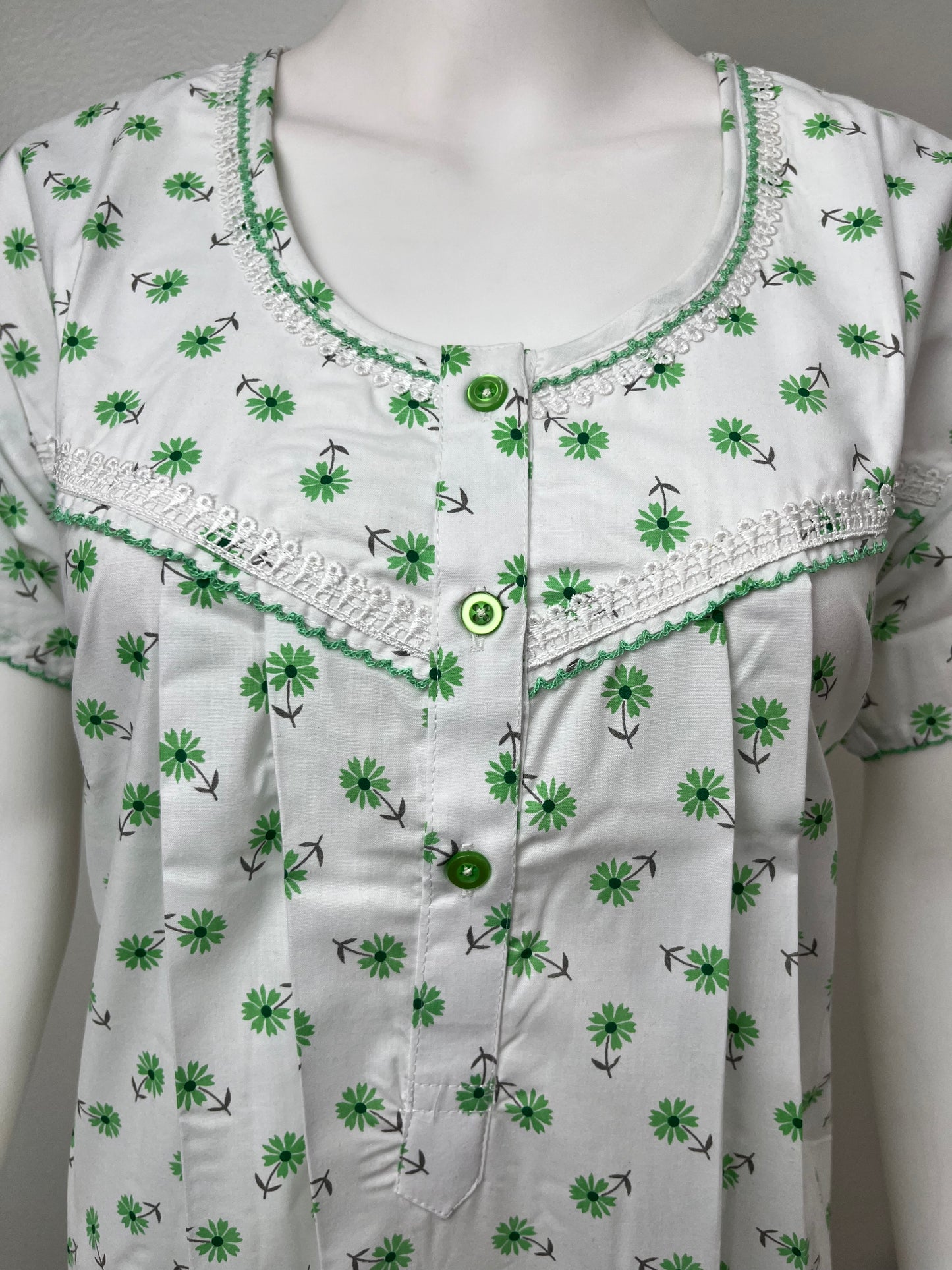 Green Printed Polyester Cotton Women's Nightgown