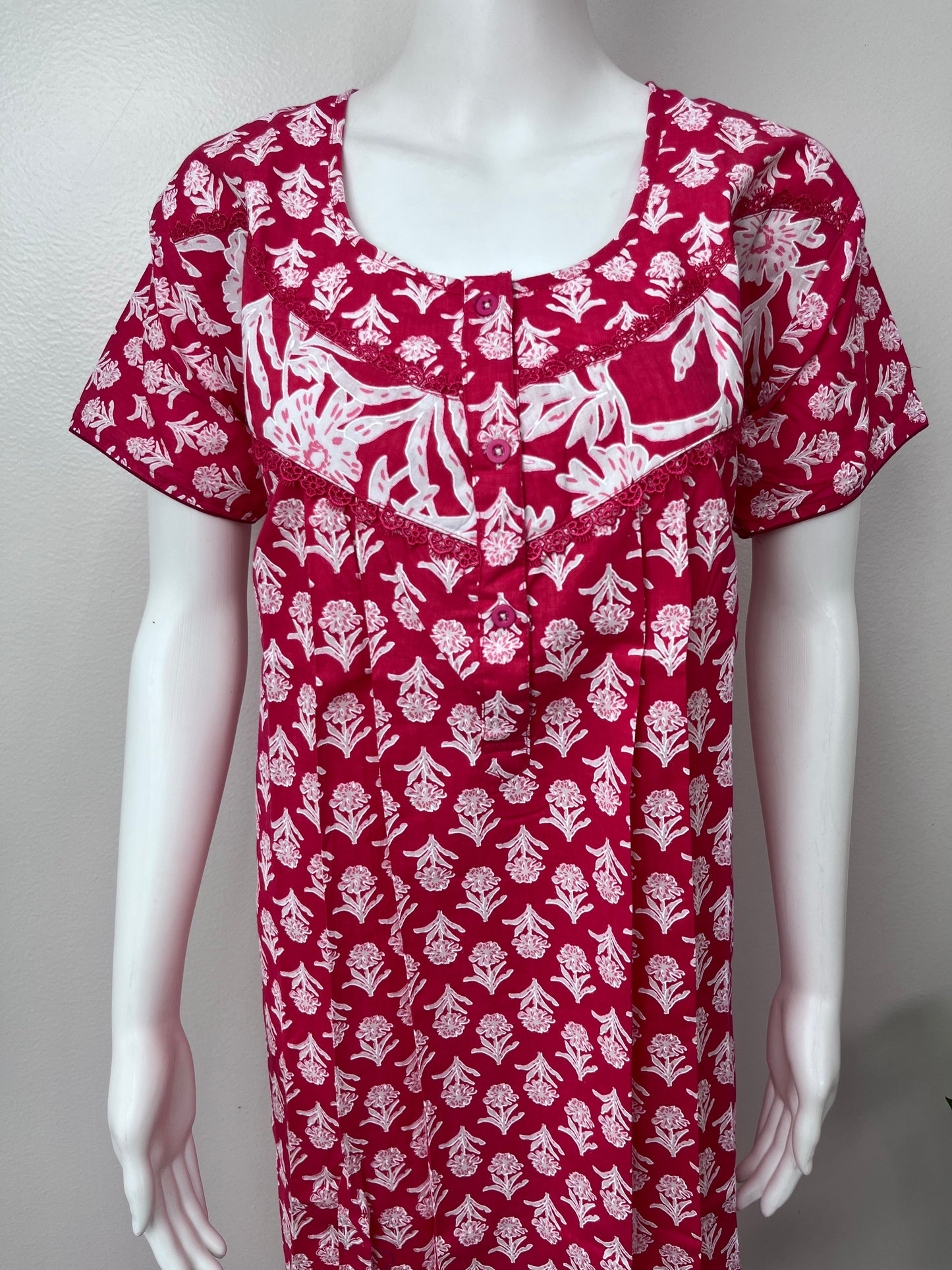 Red Floral Printed Pure Cotton Nightgown