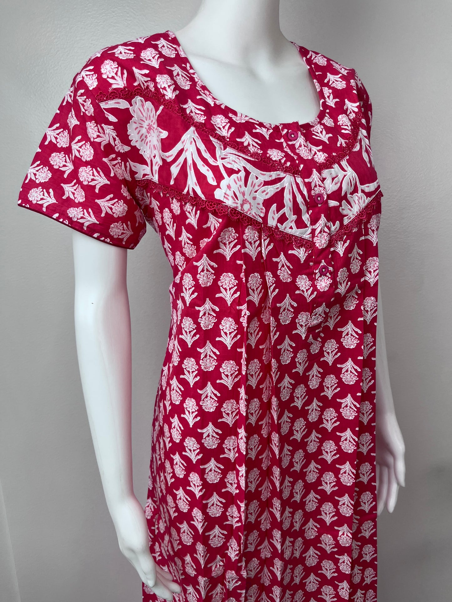 Red Floral Printed Pure Cotton Nightgown