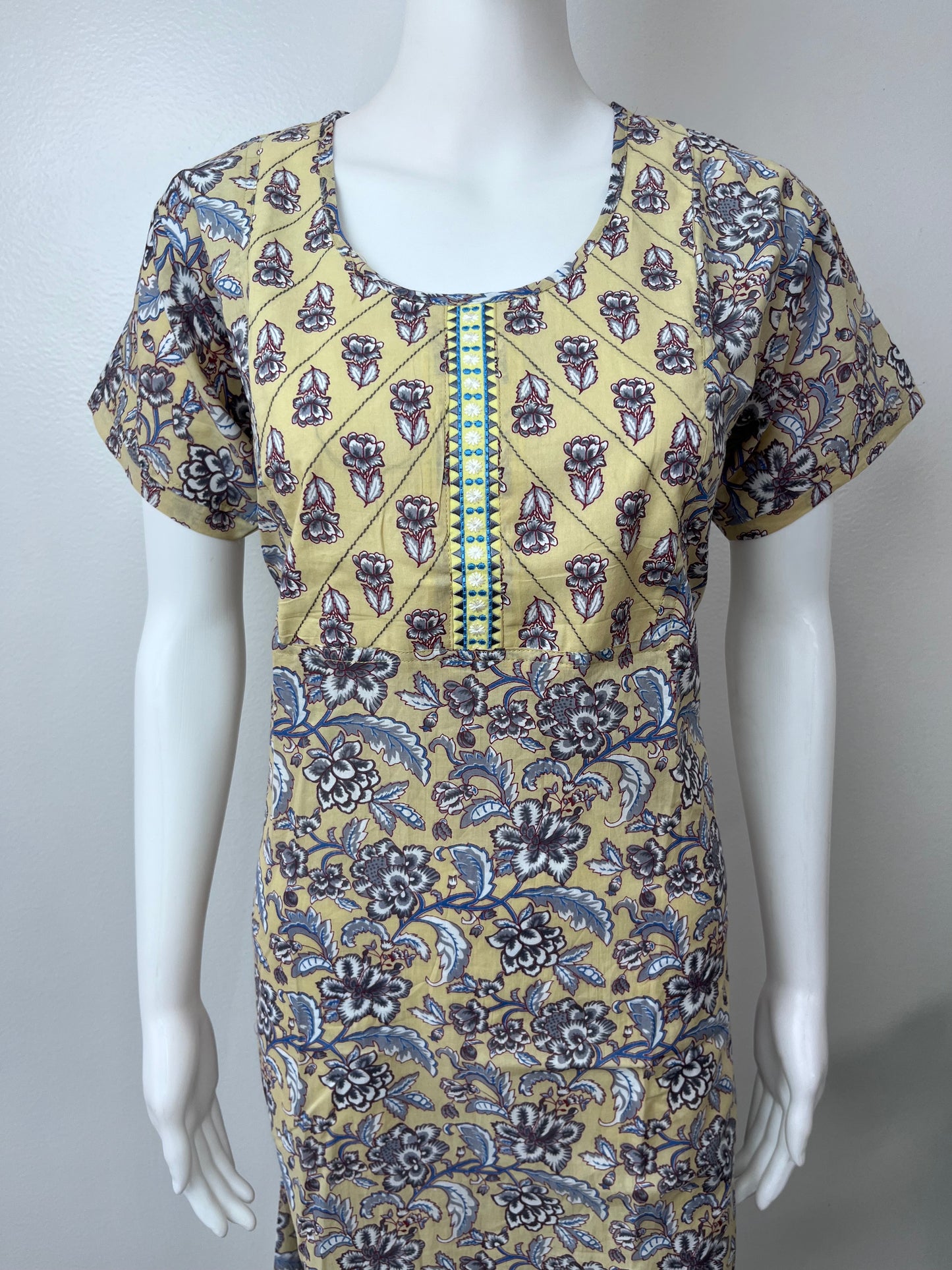 Yellow 100% Cotton Nightgown With Classic Embroidery