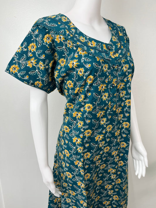 Blue Floral Printed Pure Cotton Pleated Nightgown