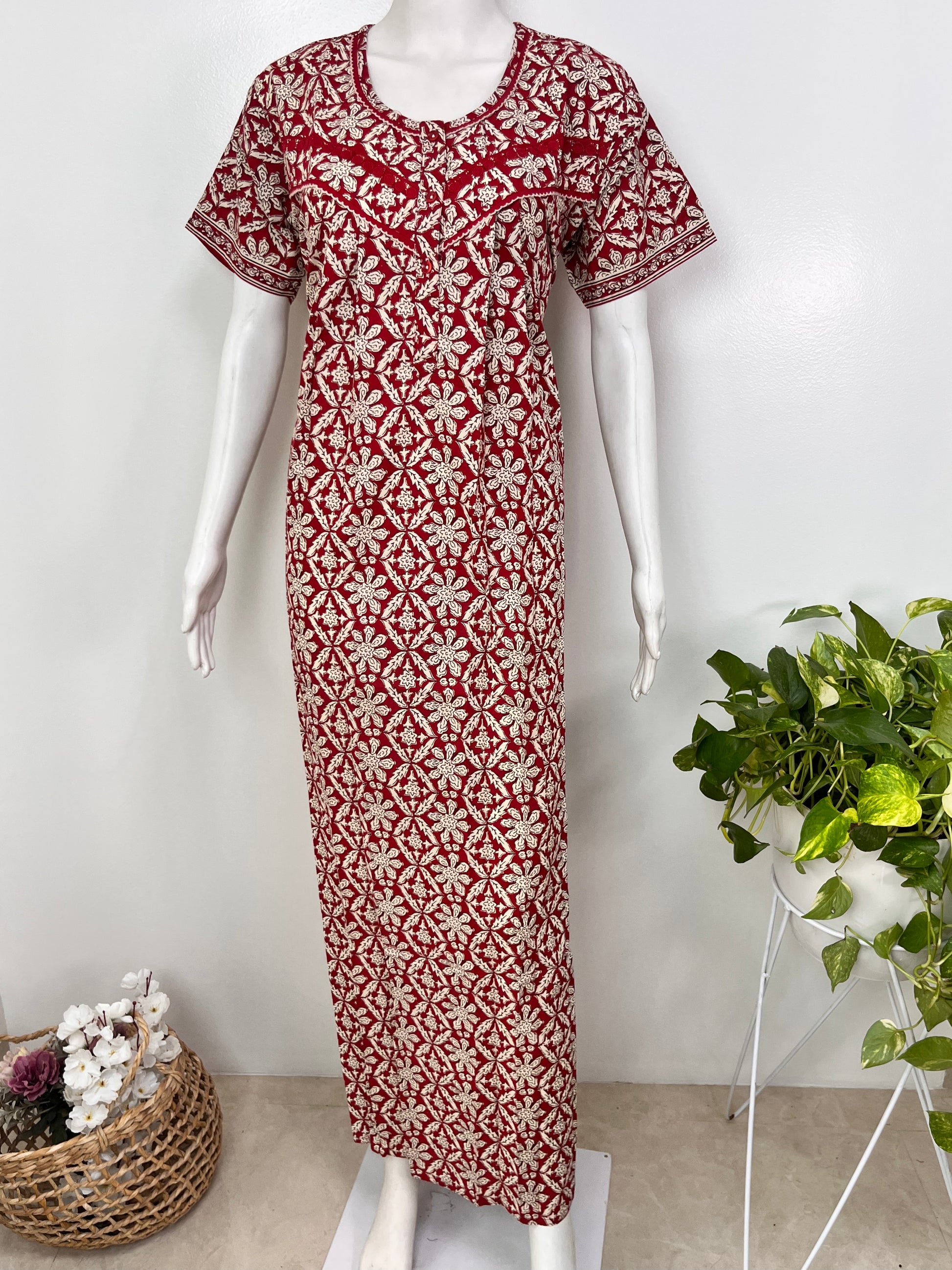 Printed pure cotton pleated nightgown for women with pocket