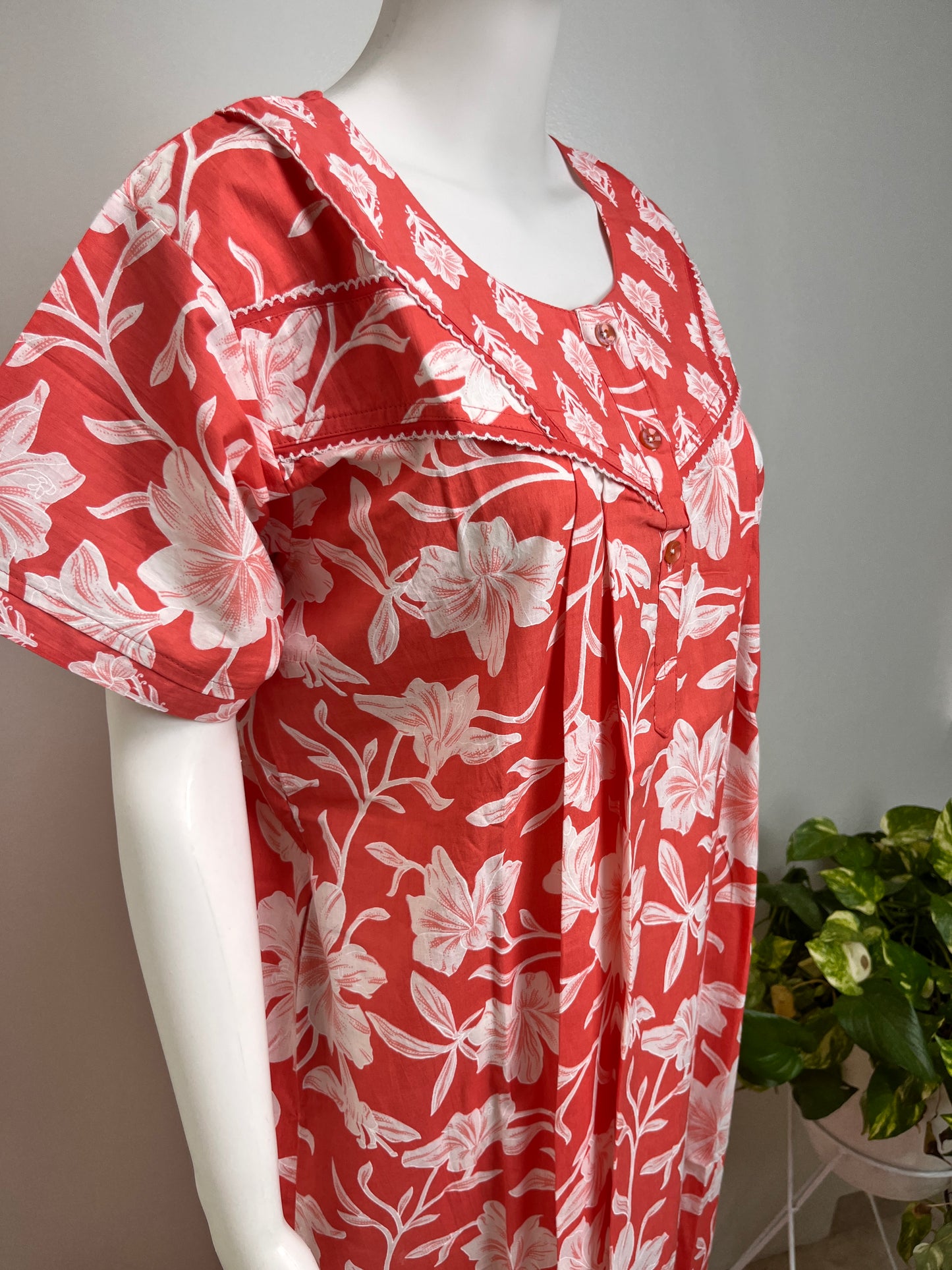 Elegant Floral Cotton Nighty Soft Touch & Breathable Sleepwear