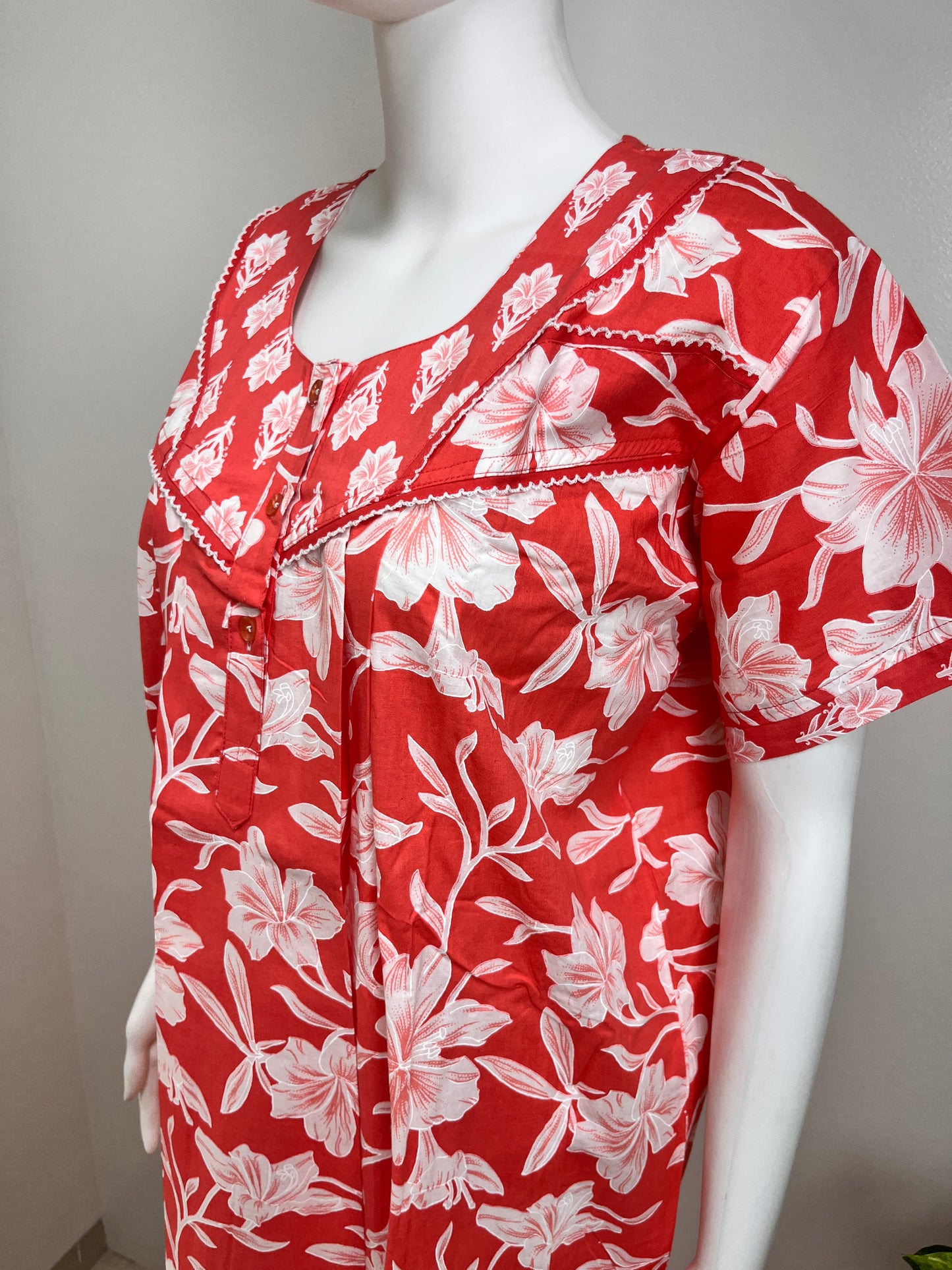 Elegant Floral Cotton Nighty Soft Touch & Breathable Sleepwear