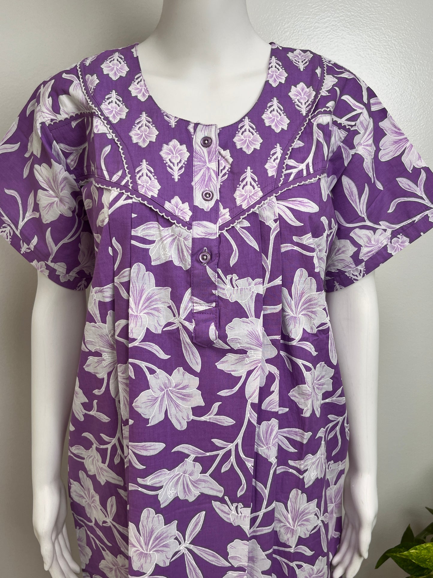 Elegant Floral Cotton Nighty Soft Touch & Breathable Sleepwear