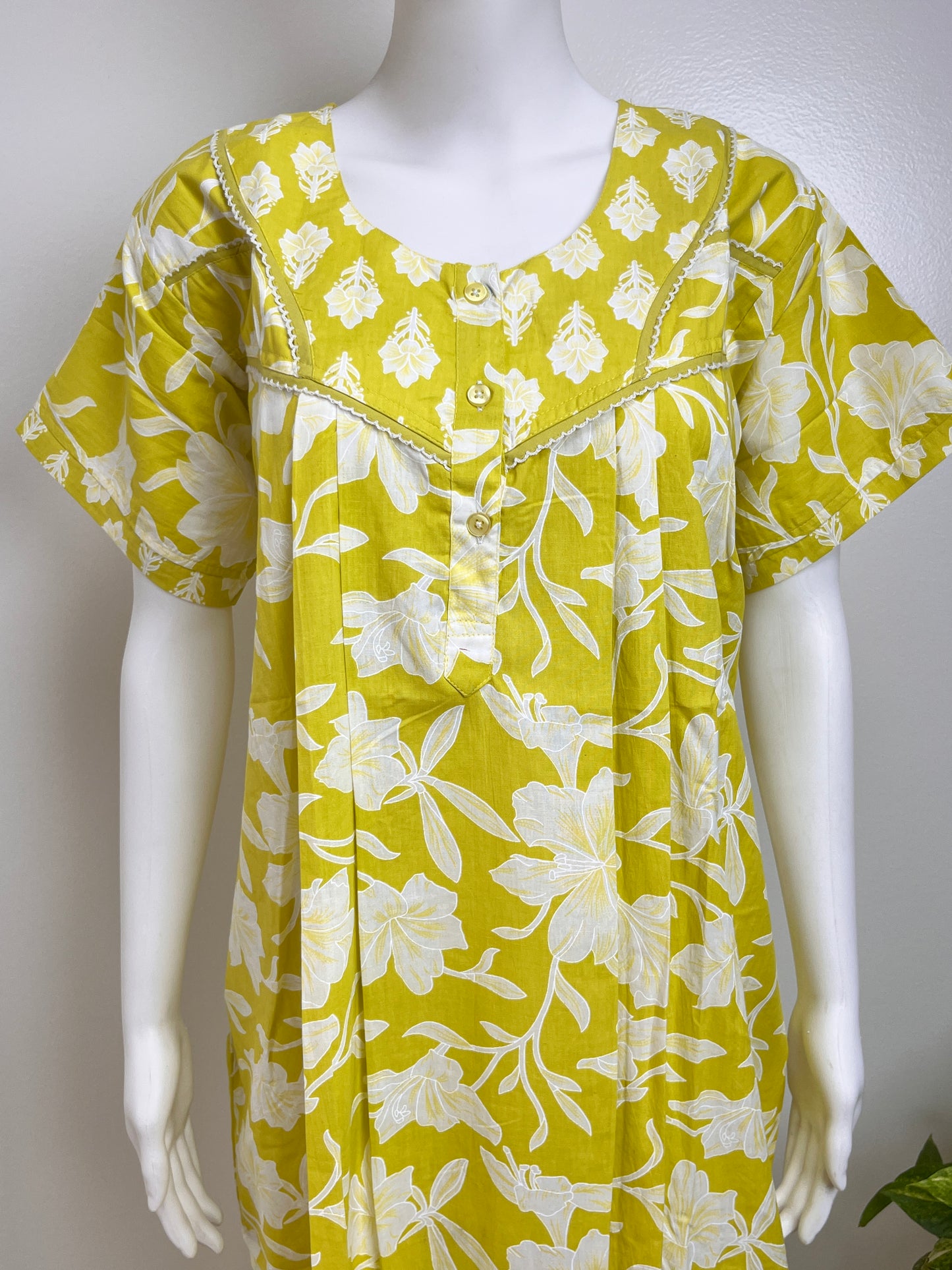 Elegant Floral Cotton Nighty Soft Touch & Breathable Sleepwear
