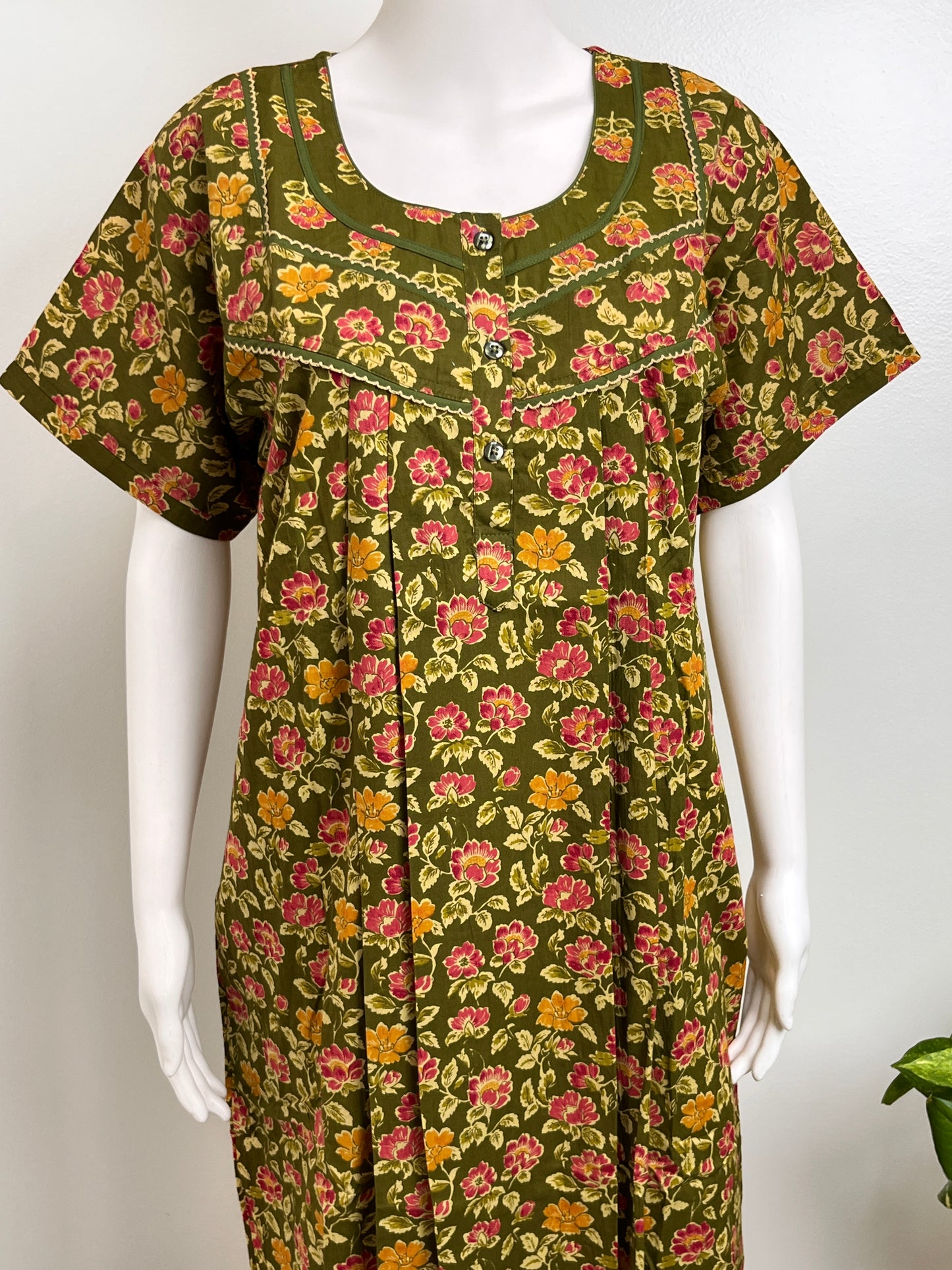 Pure Cotton Nightgown Printed Design & Soft Breathable Fabric