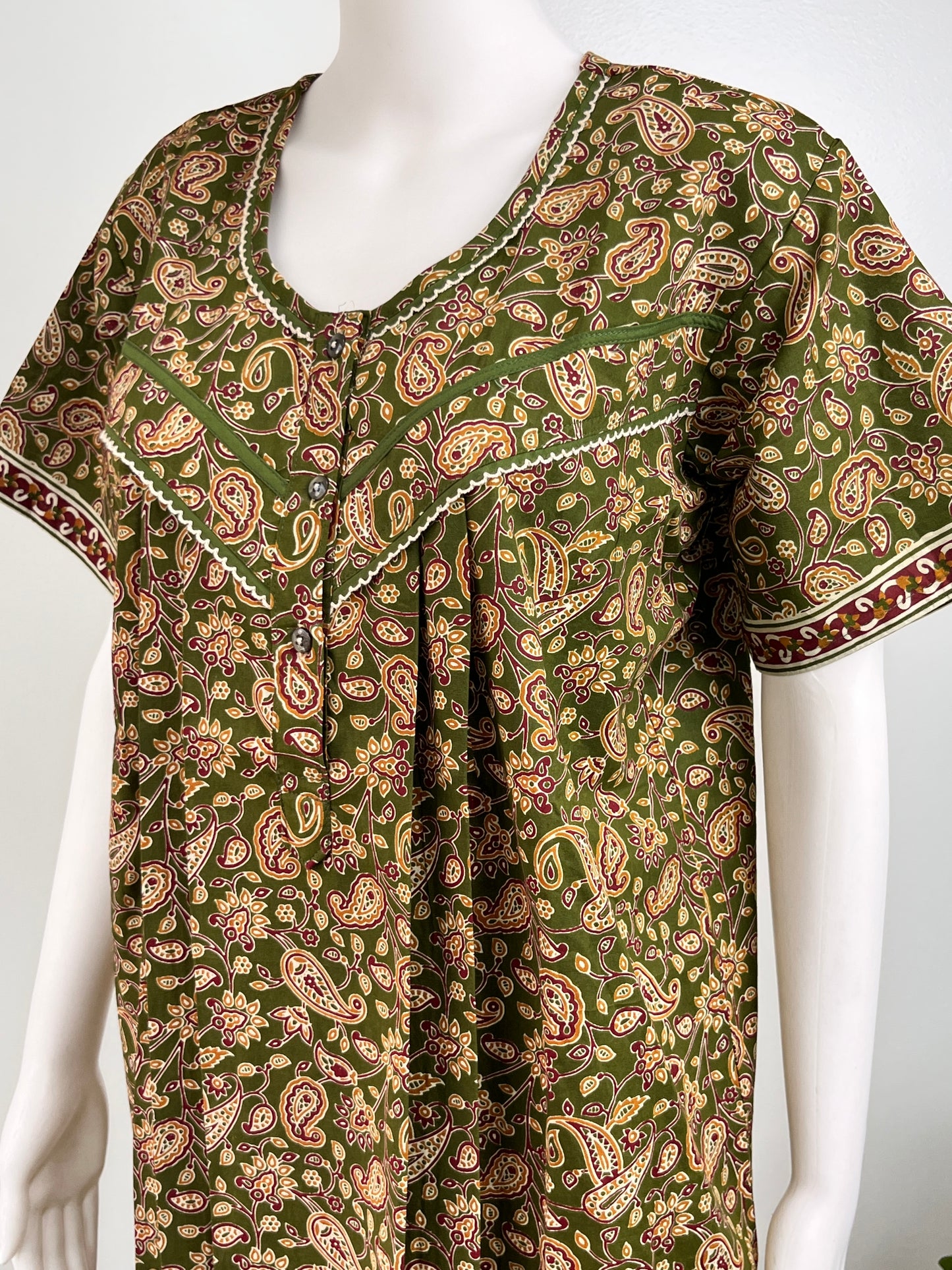 Multicolor Printed Cotton Nightgown Soft & Comfortable