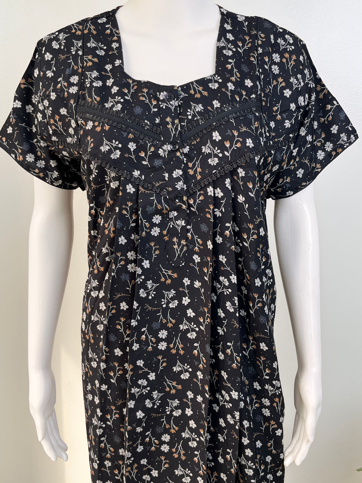 Floral Alpine Nightgown Lightweight & Long-Lasting