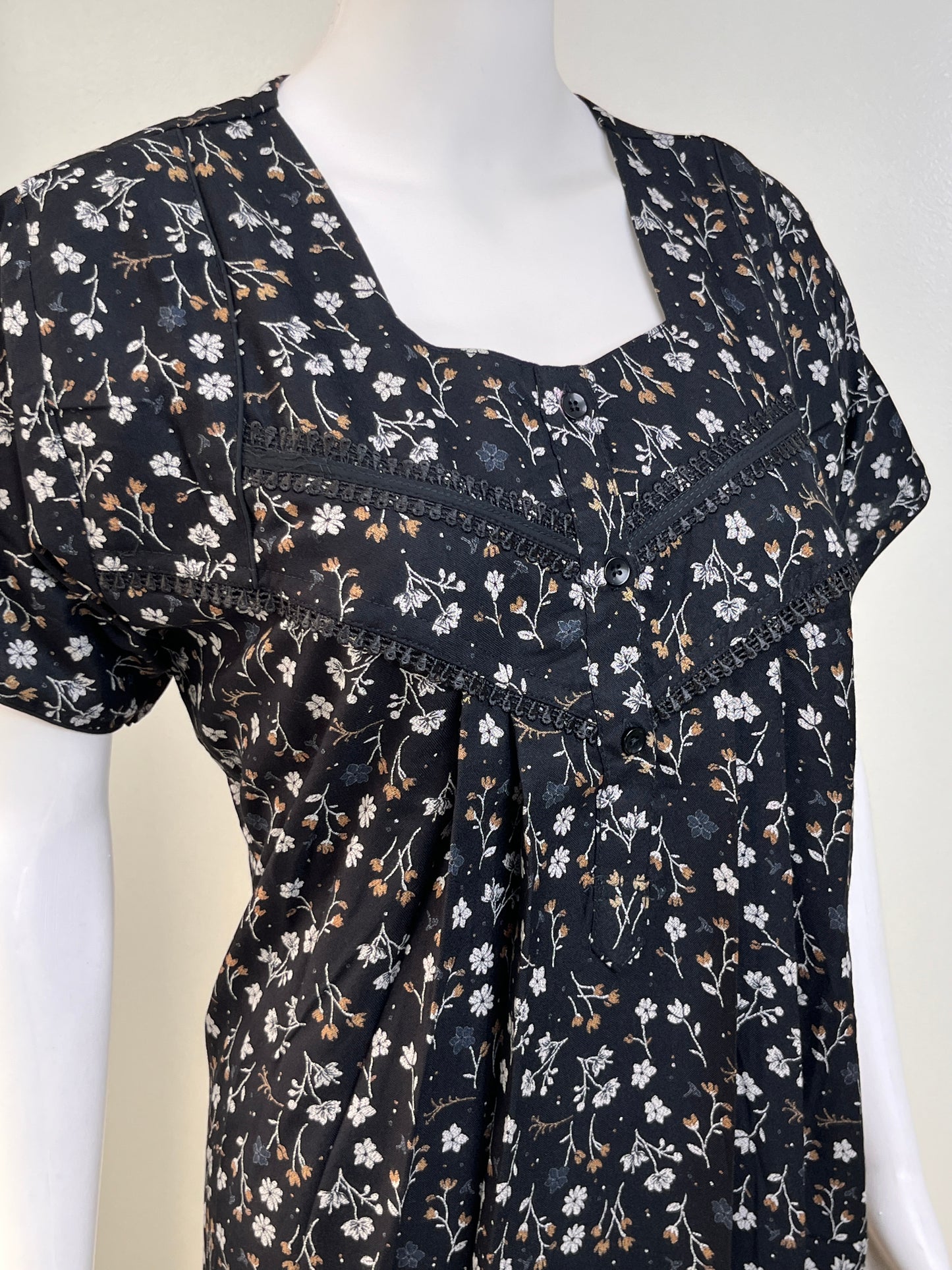 Floral Alpine Nightgown Lightweight & Long-Lasting