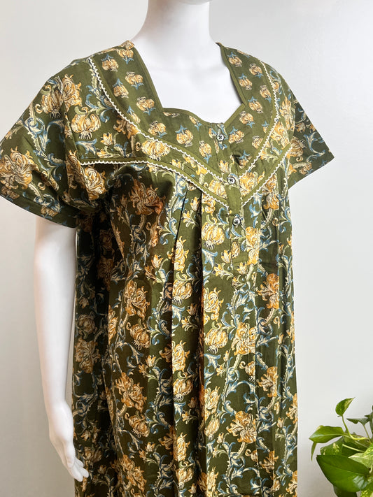 Graceful Floral Cotton Nightgown Breathable & Easy-Fit Sleepwear
