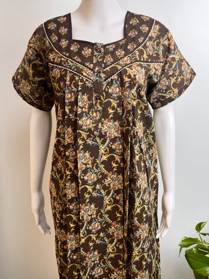 Graceful Floral Cotton Nightgown Breathable & Easy-Fit Sleepwear
