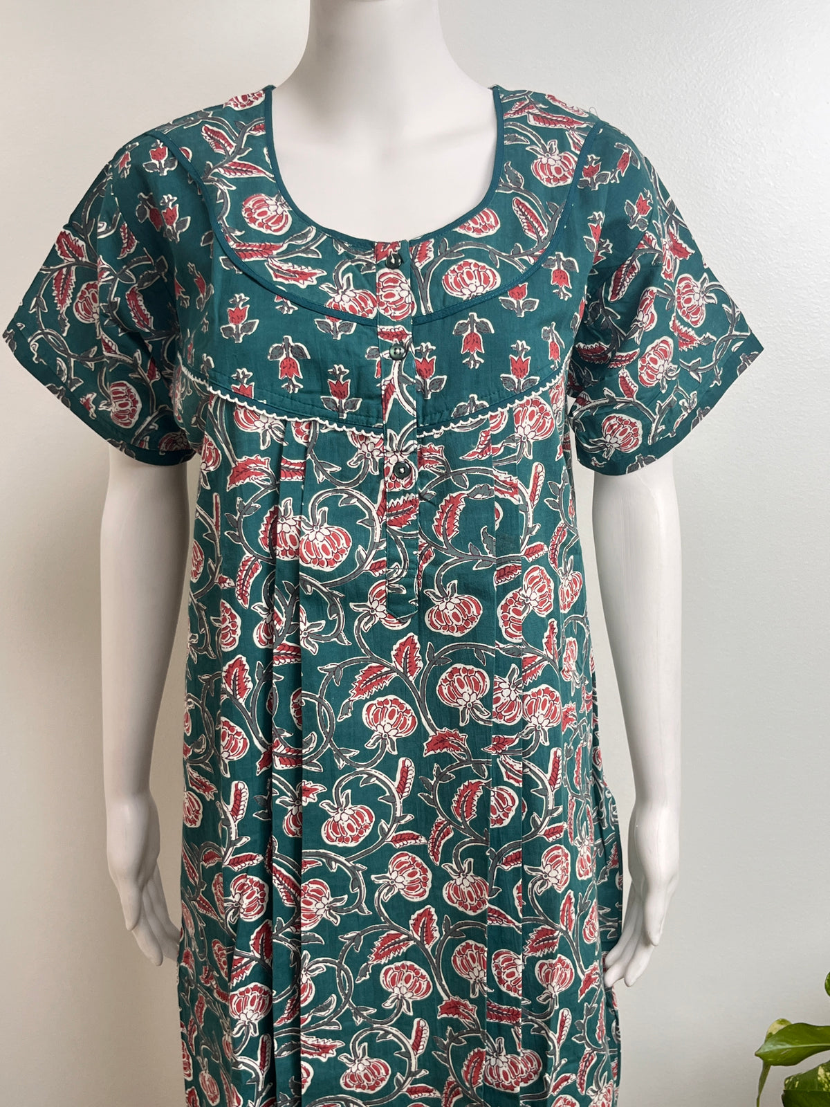 Printed Pure Cotton Nighty Comfortable & Skin-Friendly Sleepwear