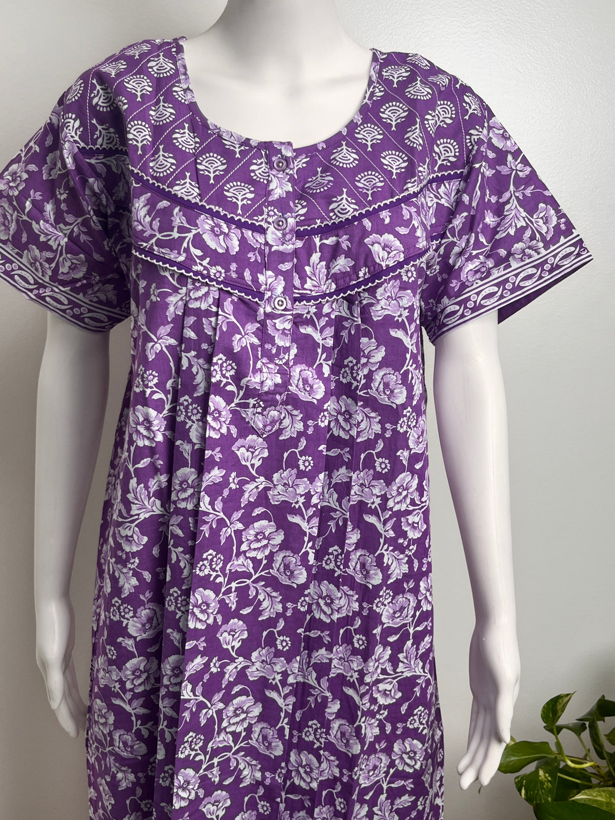 Floral Print Cotton Nightgown Breathable & Comfortable Sleepwear