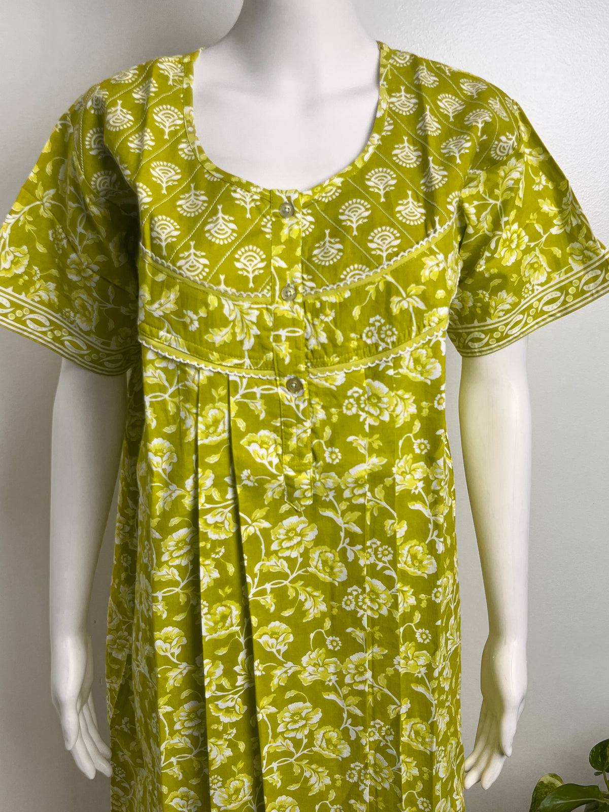 Floral Print Cotton Nightgown Breathable & Comfortable Sleepwear