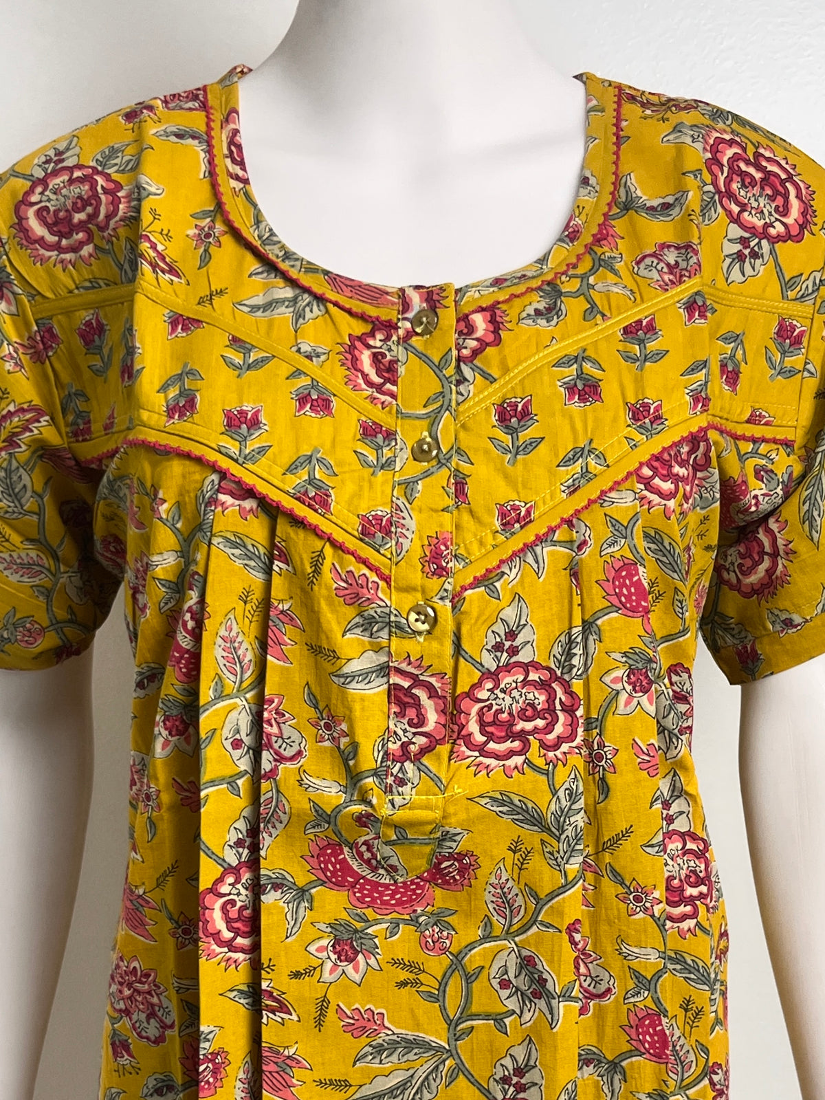 Floral Print Cotton Nighty Lightweight & Comfortable Sleepwear