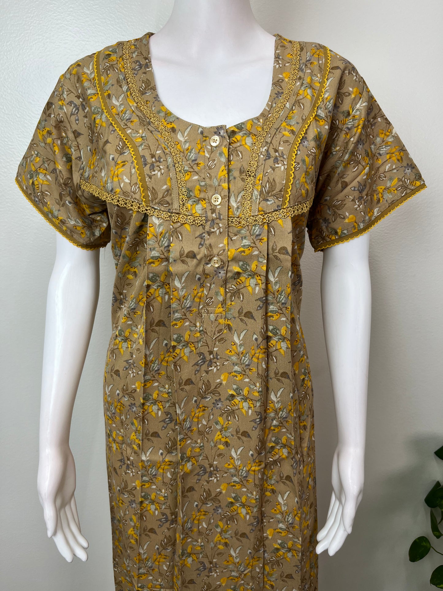 Pleated Style Alpine Nightgown for Women