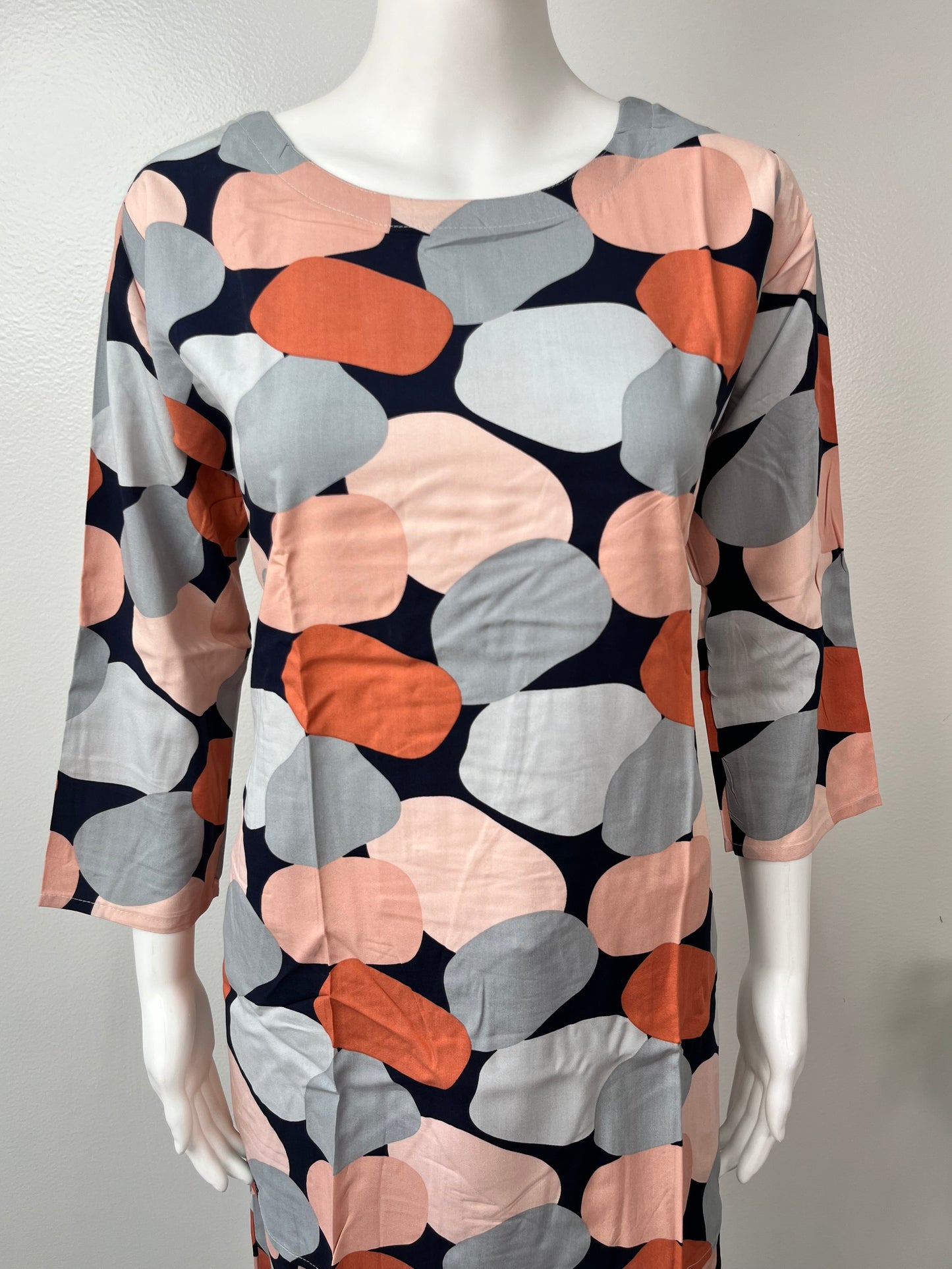 Retro Blooms Rayon Fabric Night Suit