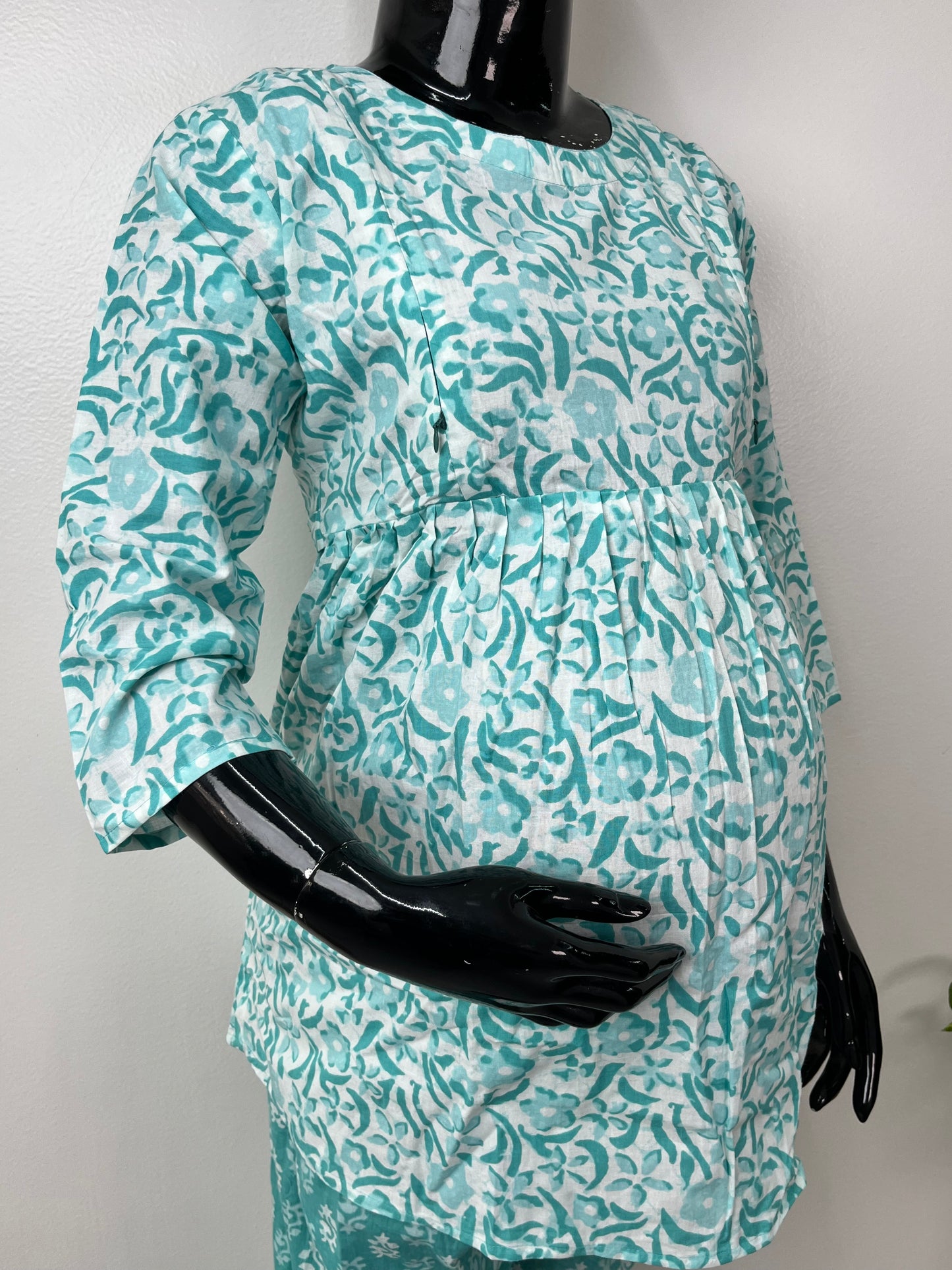 Sky Blue Pure Cotton Fabric Maternity Co-ord Set.