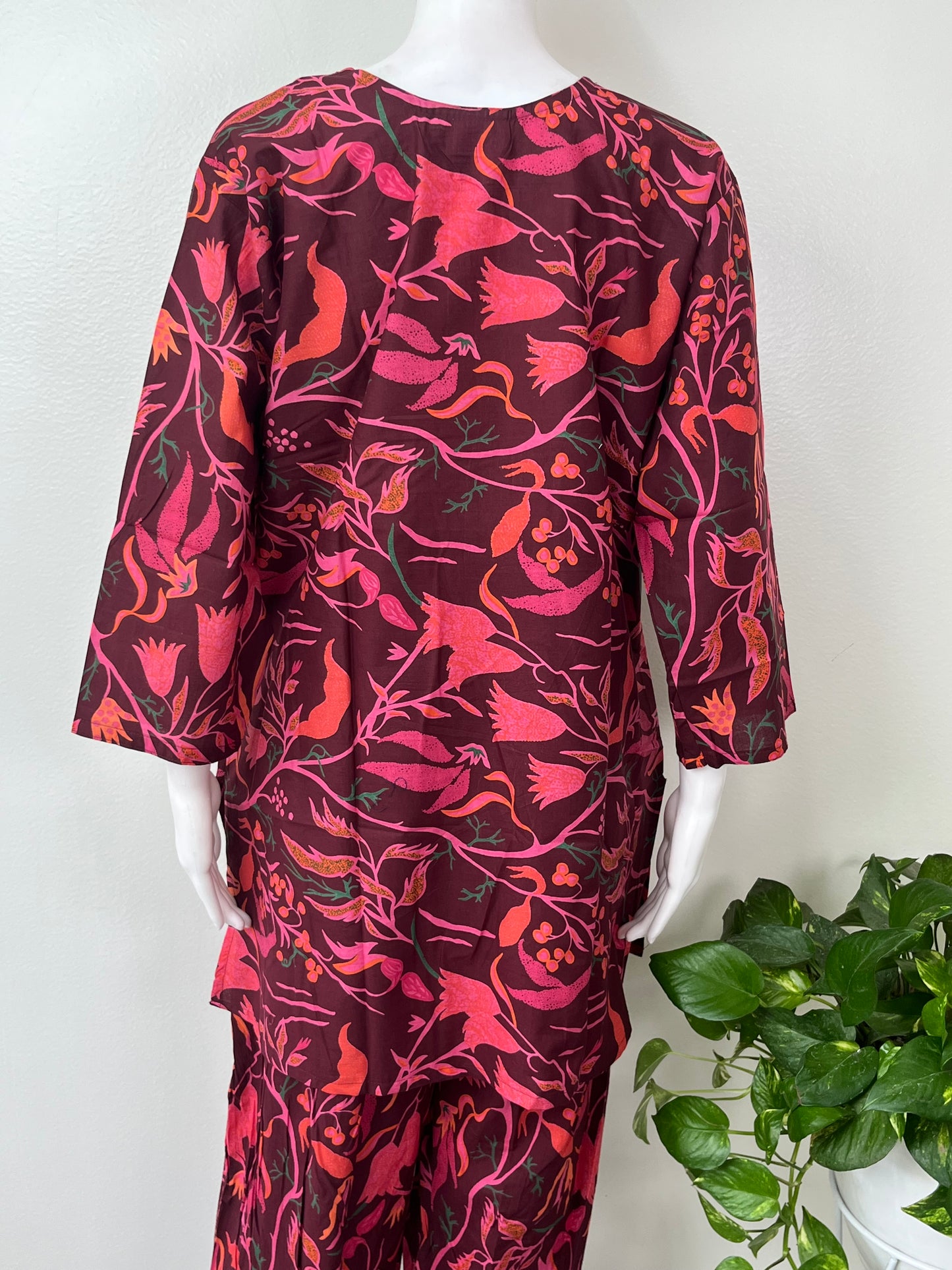 Tropical Vines Night Suit in Maroon