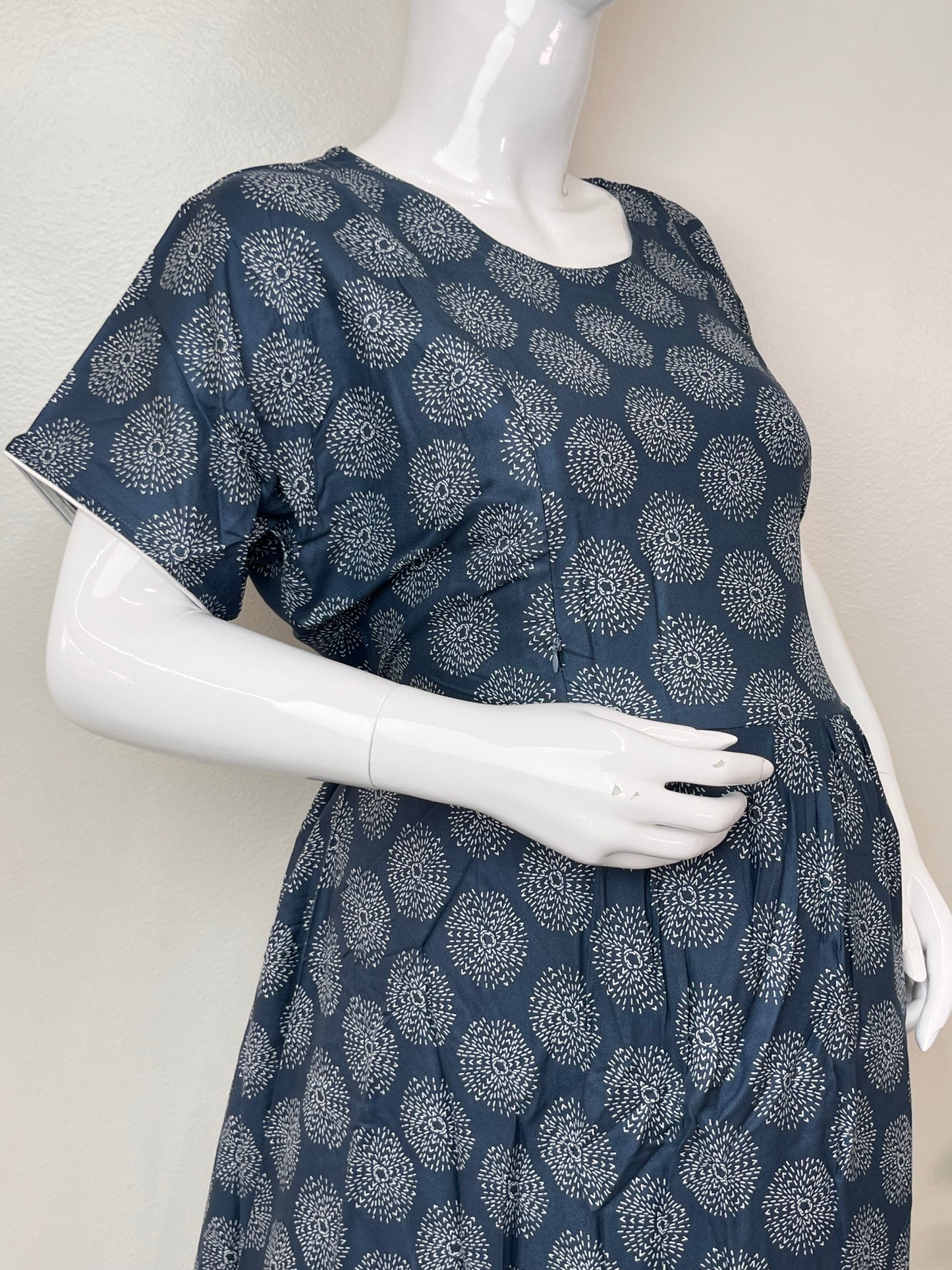 Cozy Fit Rayon Fabric Maternity Gown for Women