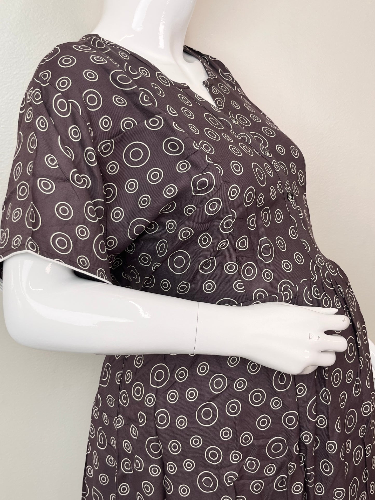 Maternity Feeding Rayon Fabric Gown with Convenient Nursing Access