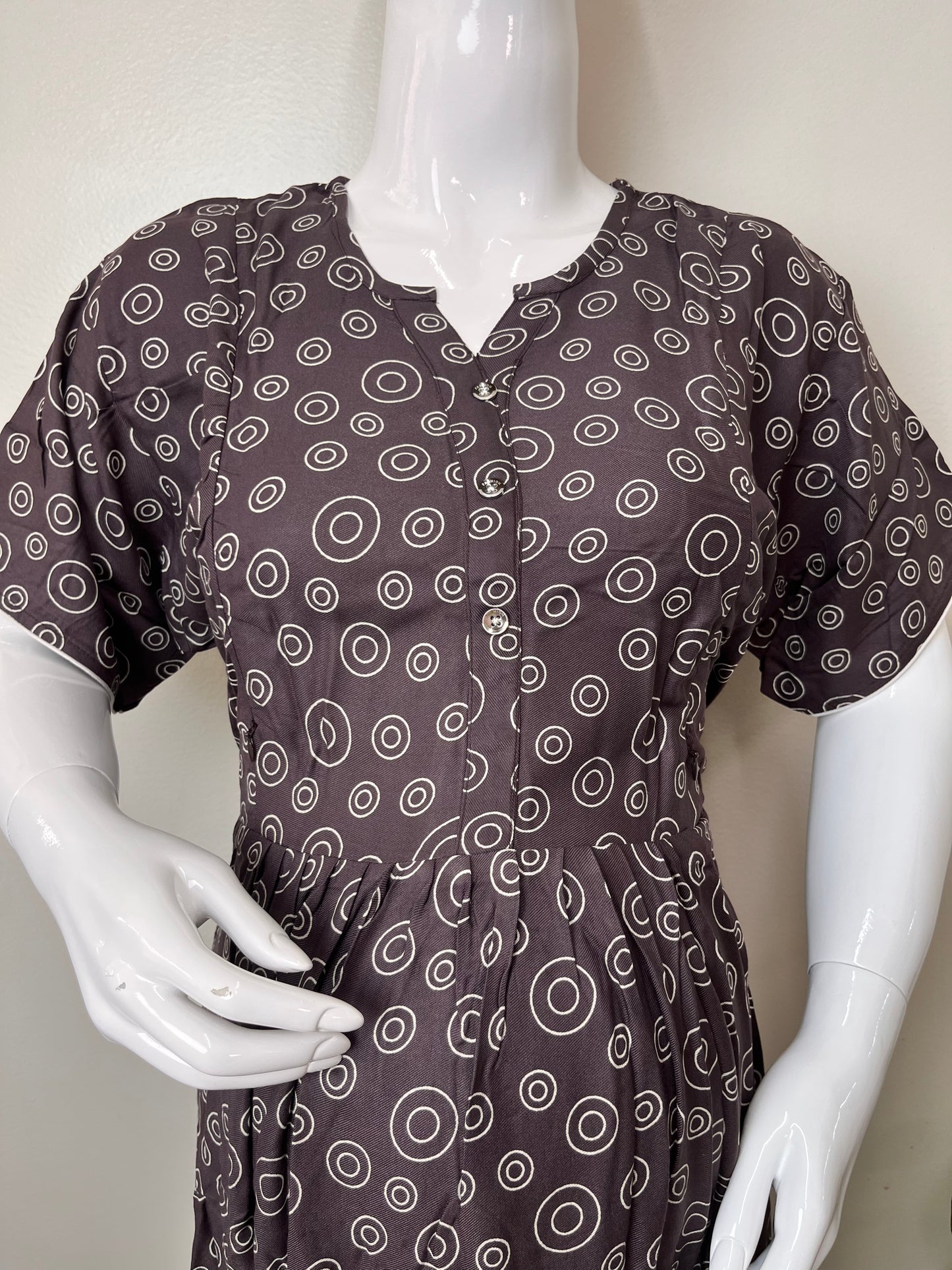Maternity Feeding Rayon Fabric Gown with Convenient Nursing Access