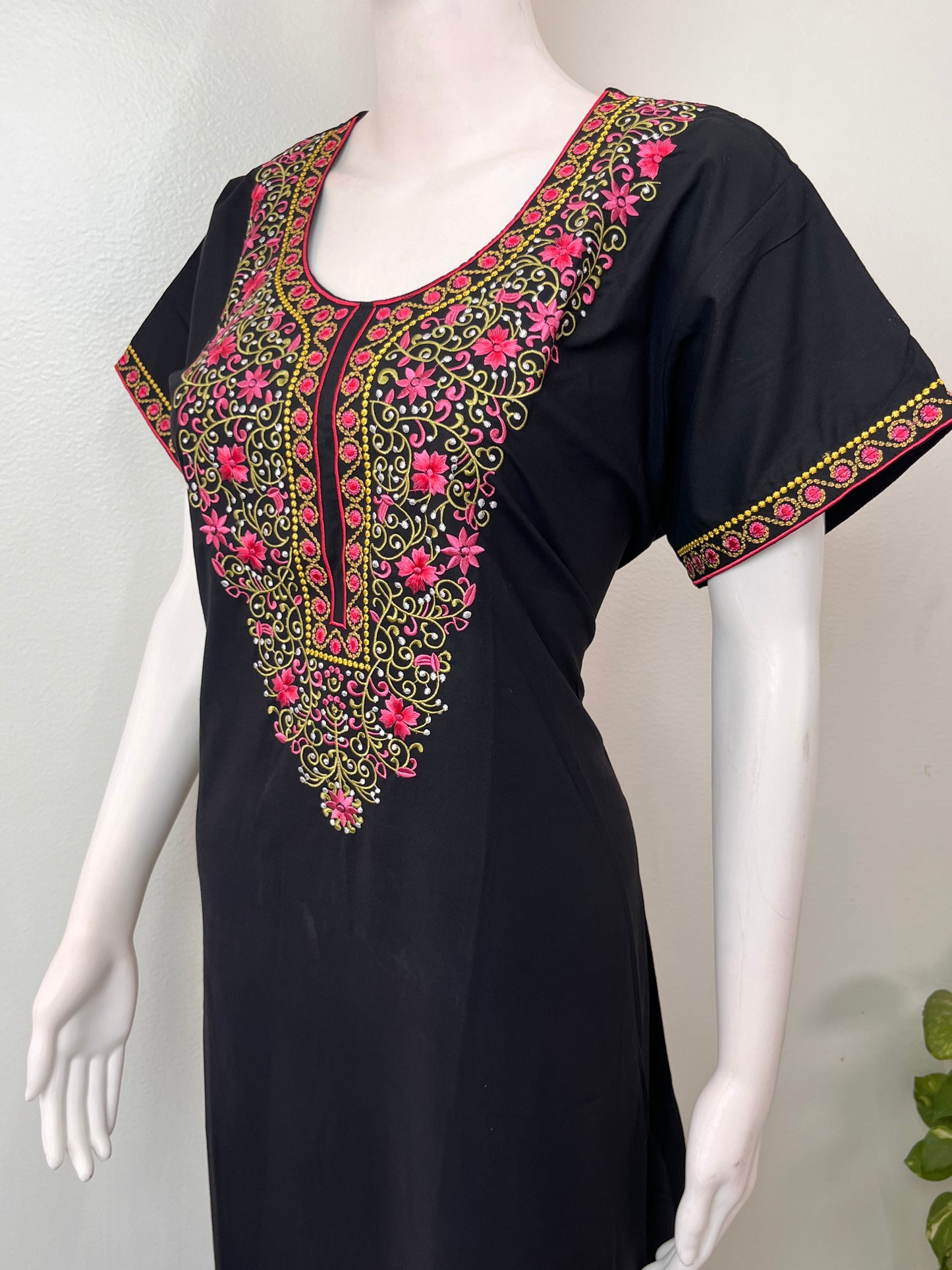Black Breathable Elegance Bizzylizzy Nightgown