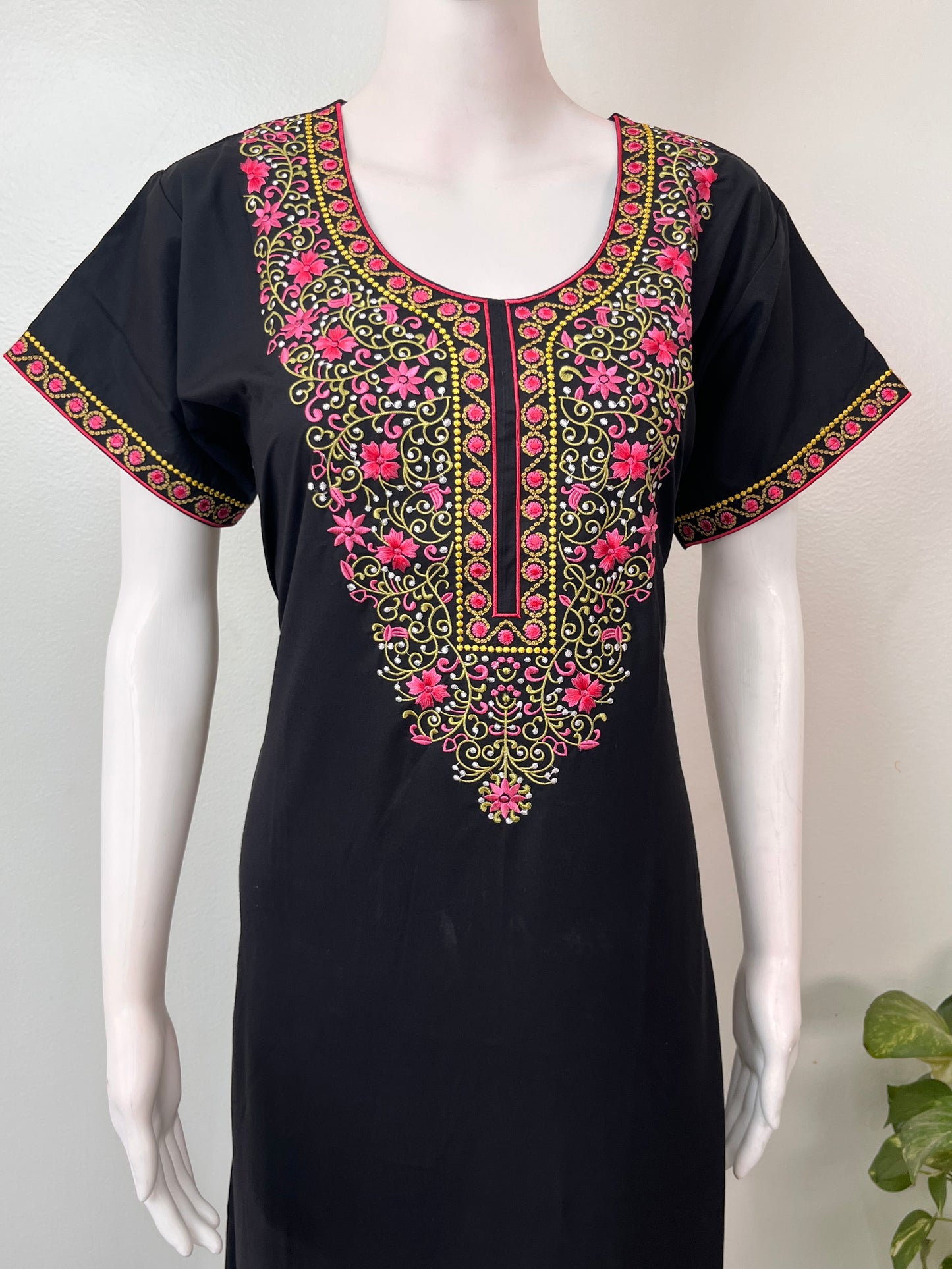 Black Breathable Elegance Bizzylizzy Nightgown