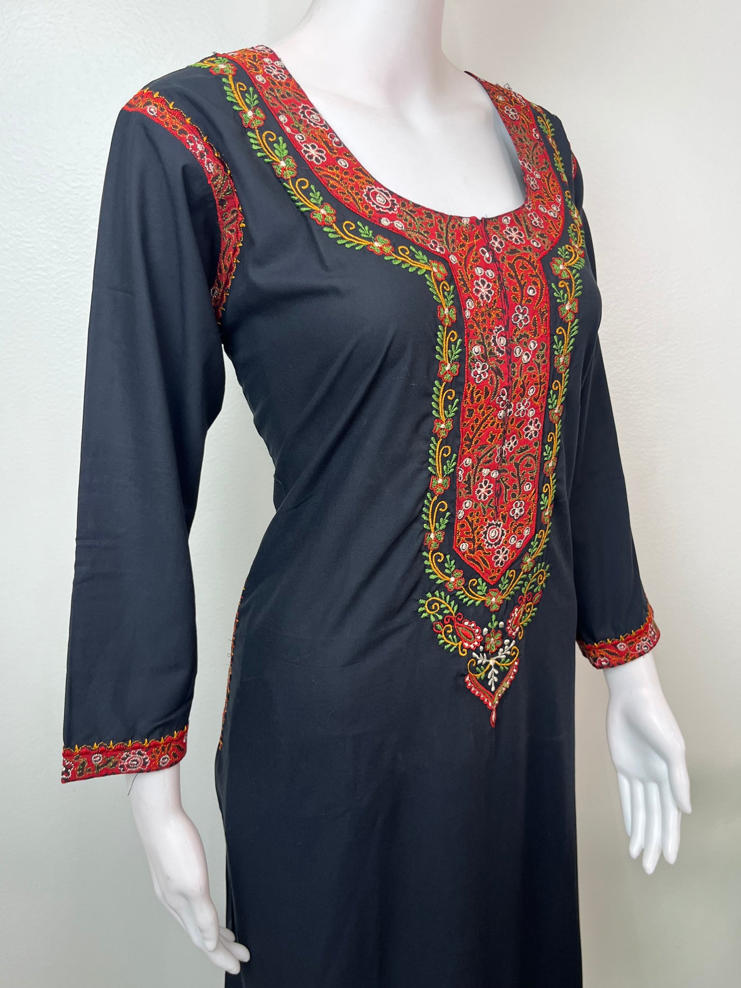Black Timeless Embroidered Bizzlizzy Nightgown