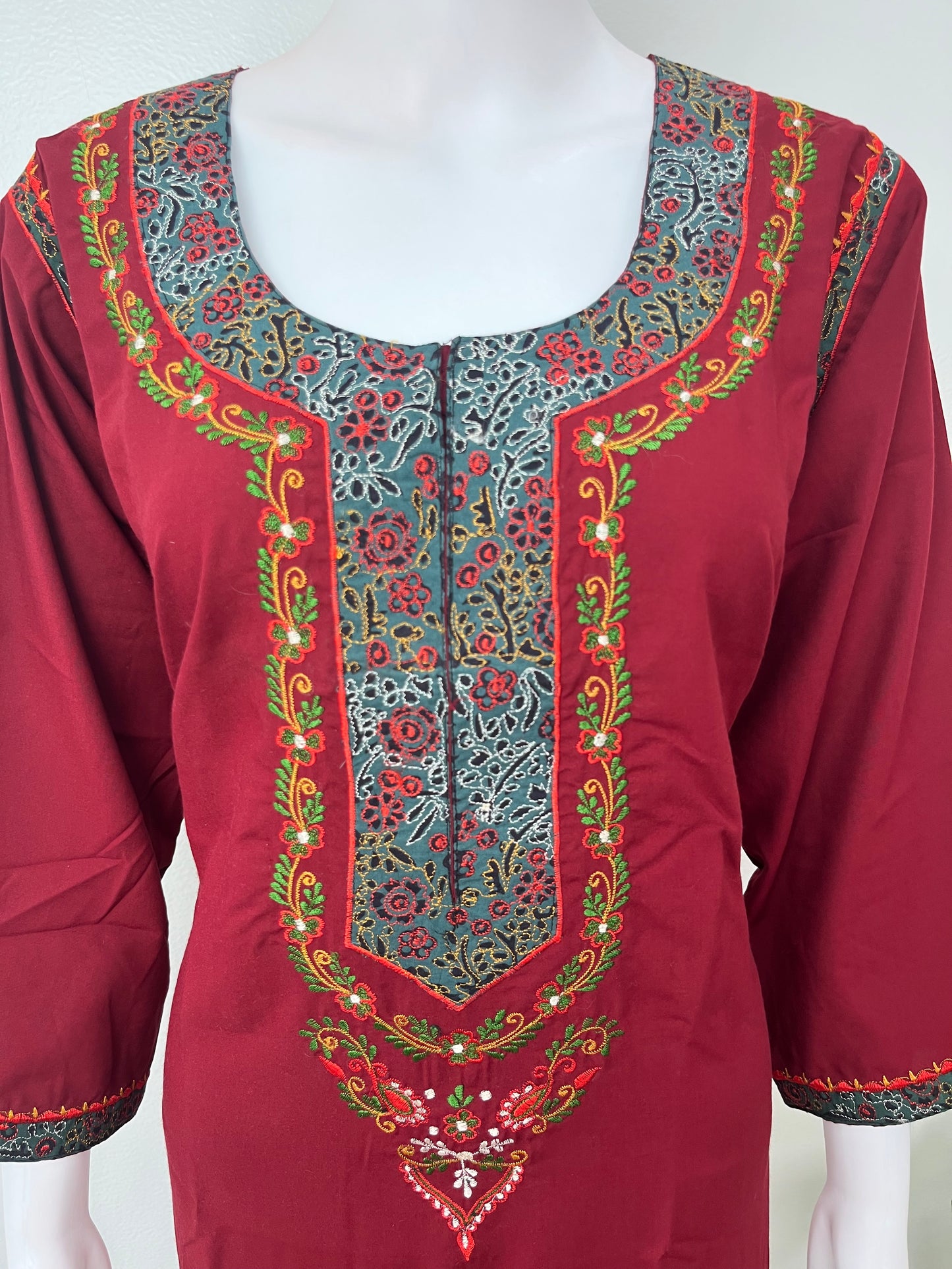 Maroon Classic Charm Bizzylizzy Nighty with 3/4 Sleeves