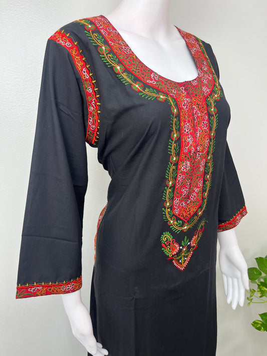 Black Premium Bizzylizzy Embroidered Nightgown