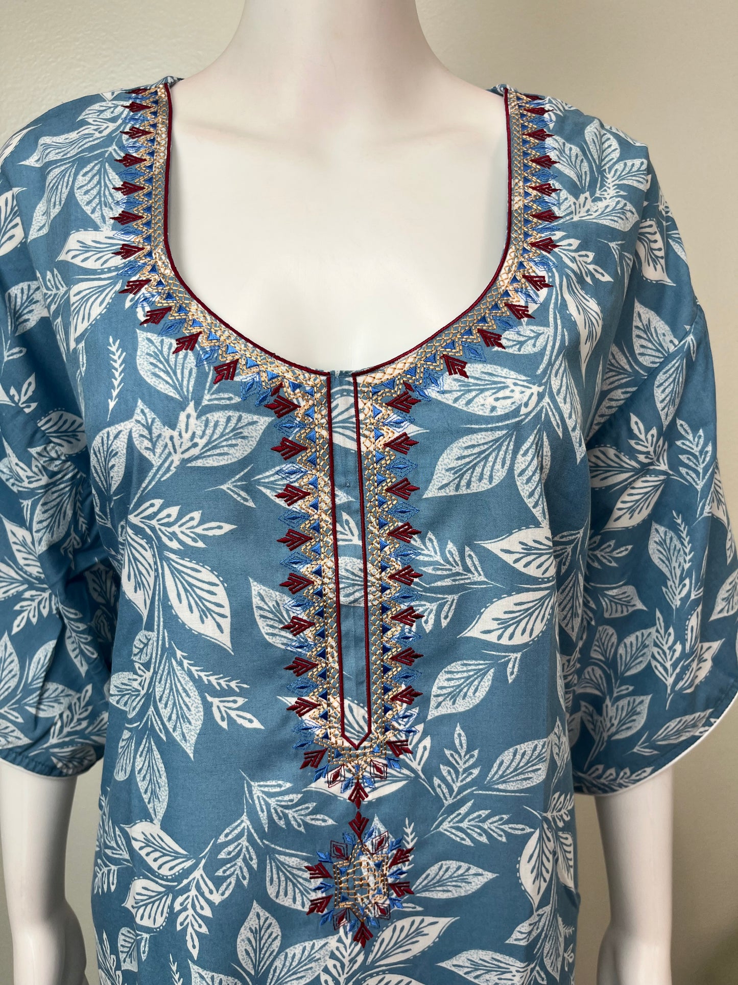 Sky Blue Soft & Stylish Bizzylizzy Nightgown
