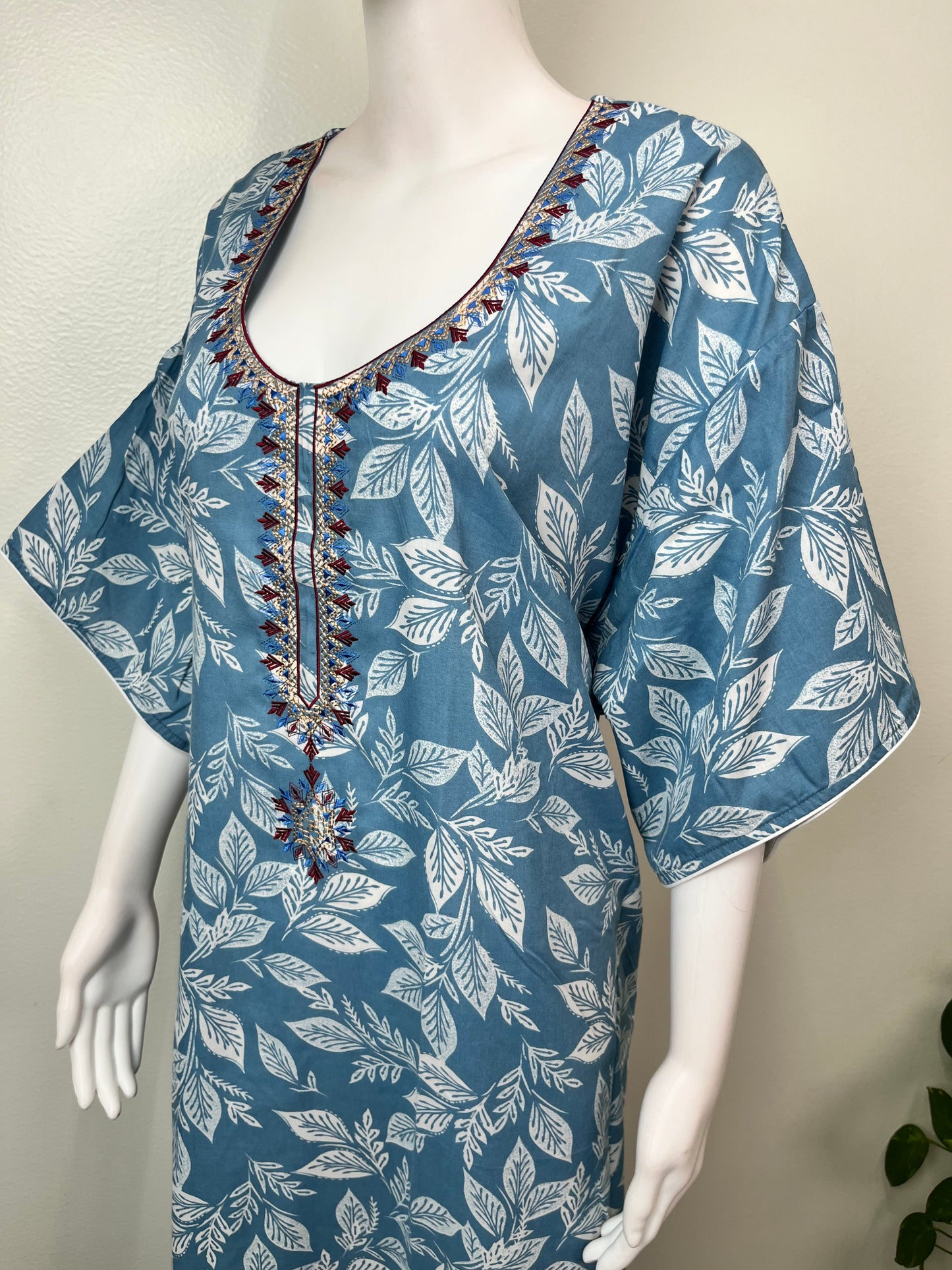 Sky Blue Soft & Stylish Bizzylizzy Nightgown