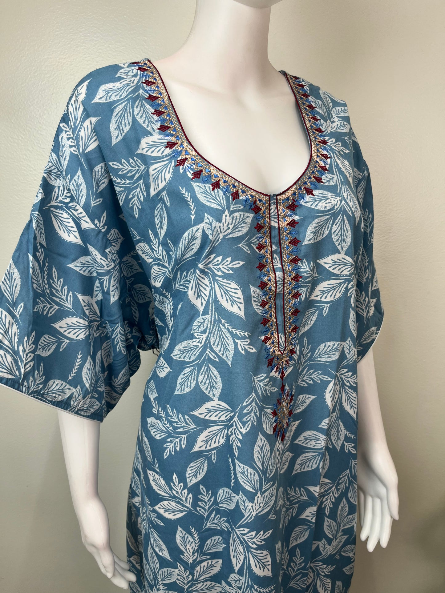 Sky Blue Soft & Stylish Bizzylizzy Nightgown