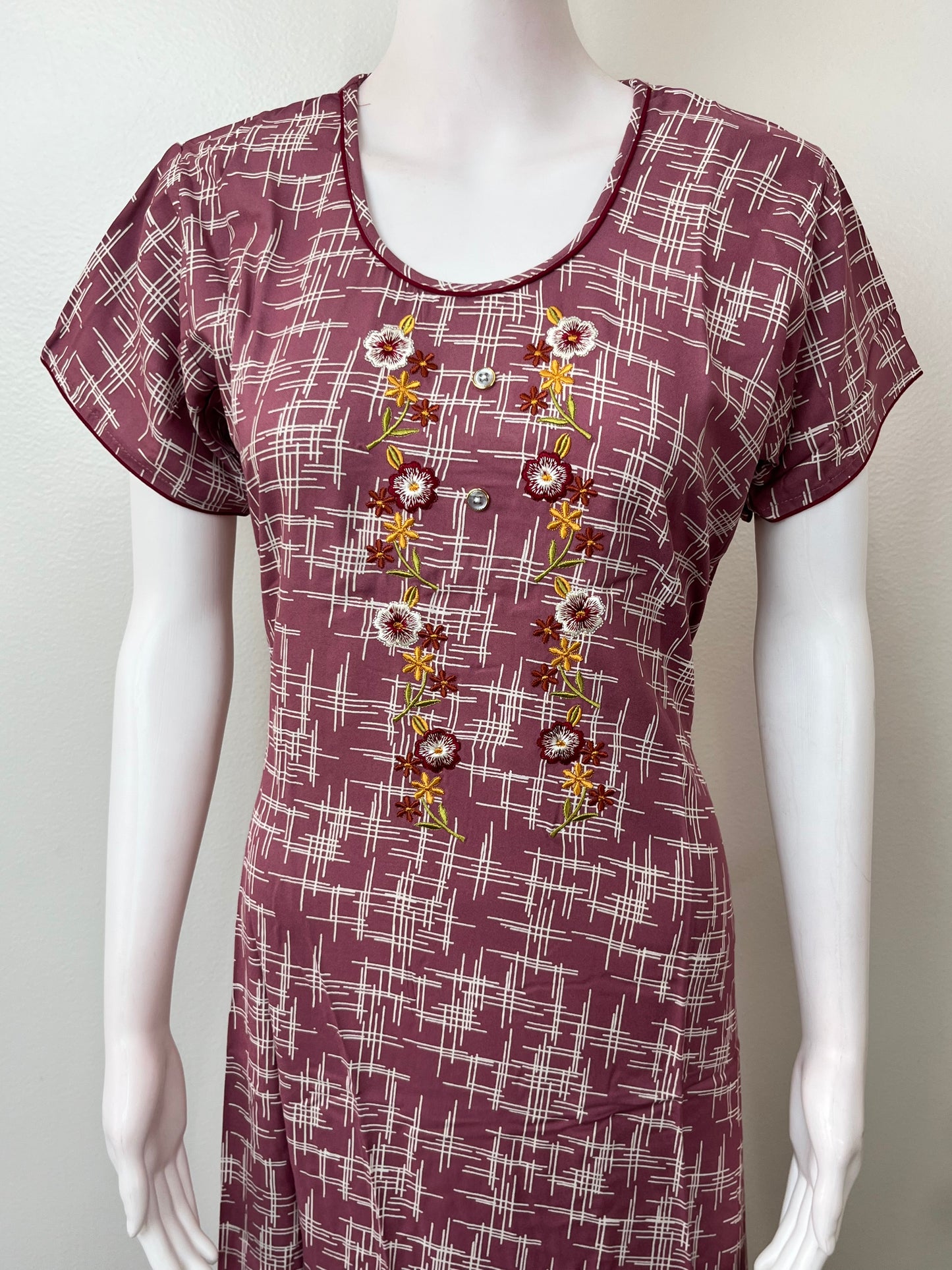 Geometric Printed Rayon Fabric Nighty