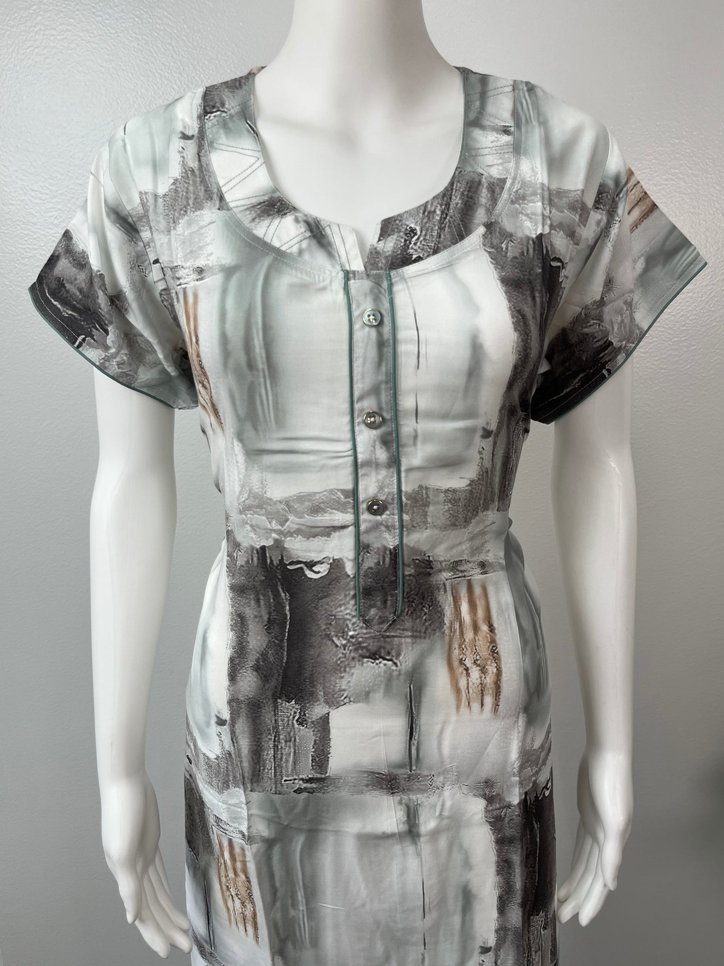 Black & White Rayon Fabric Nighty Silky Texture