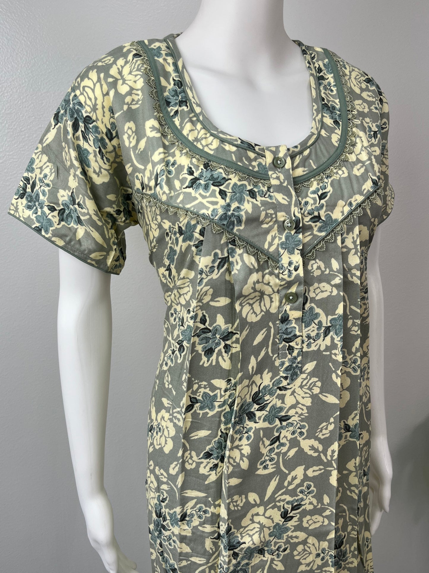 Green Rayon Nightgown Elegant & Long-Lasting