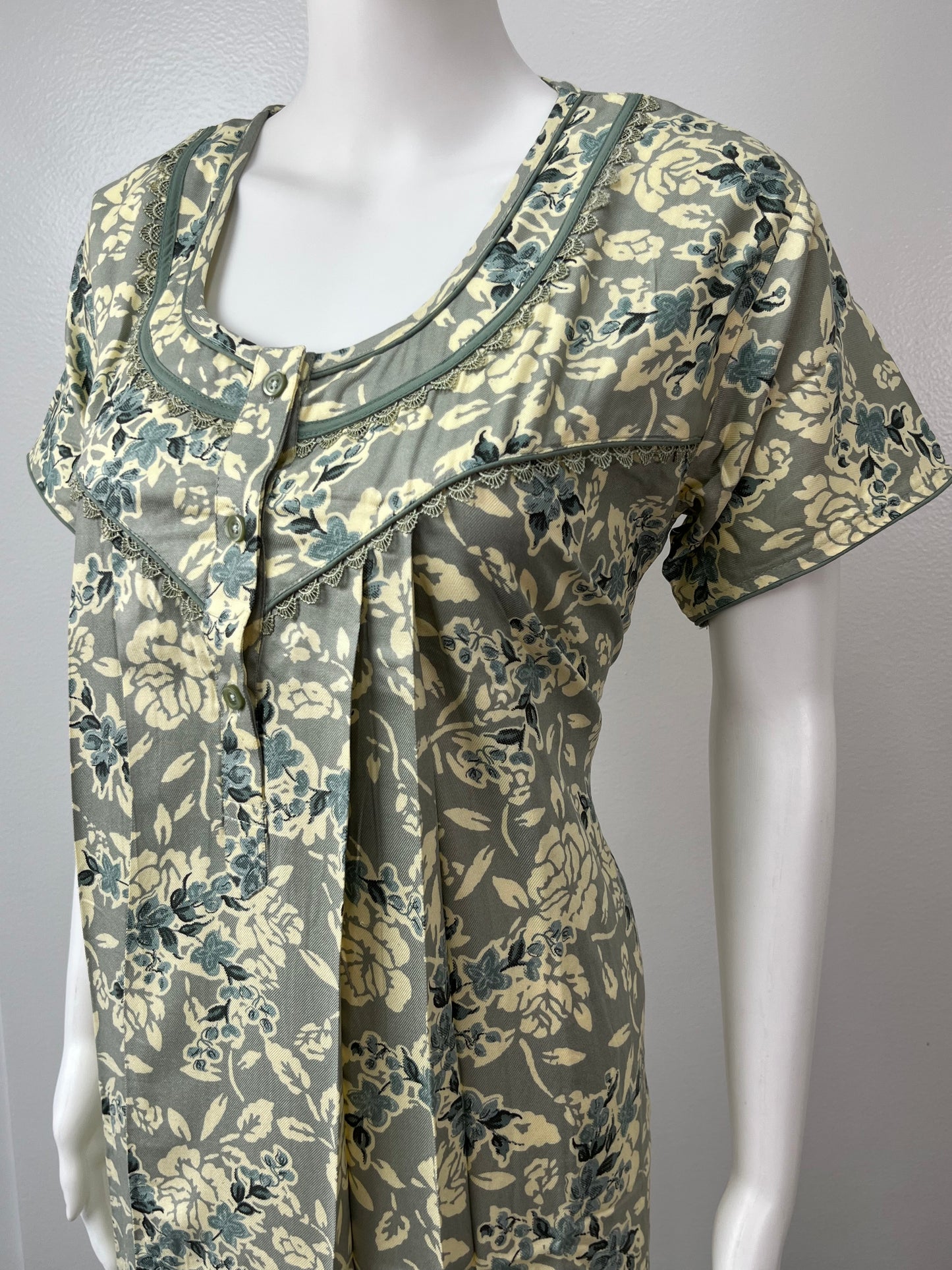 Green Rayon Nightgown Elegant & Long-Lasting