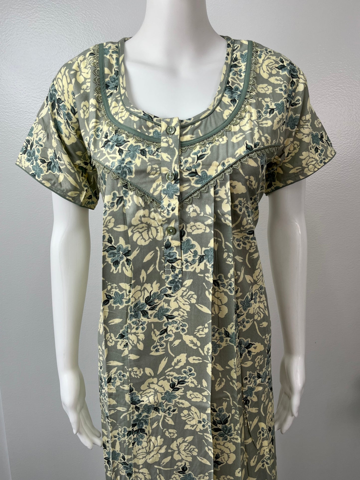 Green Rayon Nightgown Elegant & Long-Lasting